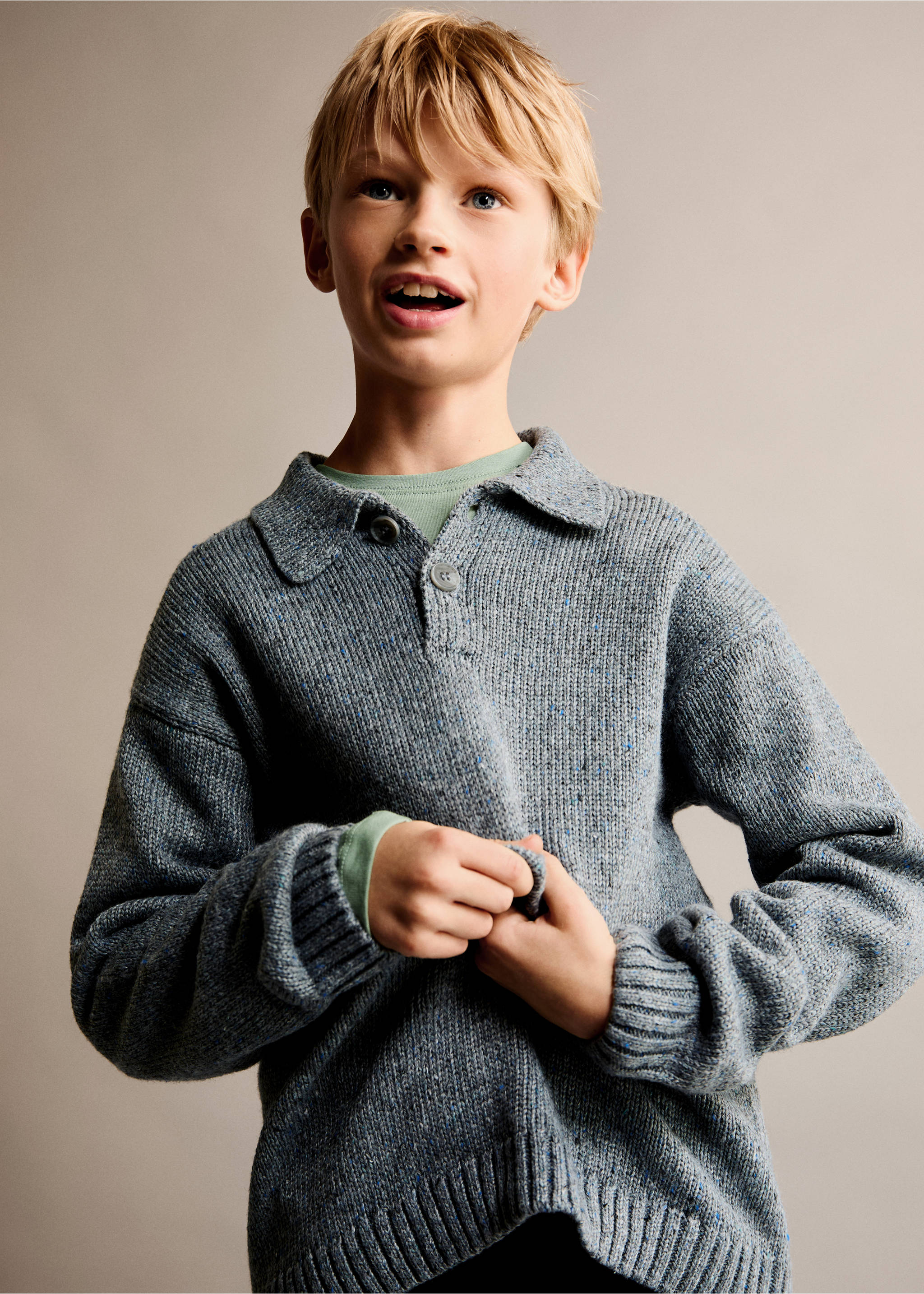 Knitted polo-neck sweater - Medium plane, Medium Heather Grey. Ref: 77007958-00.