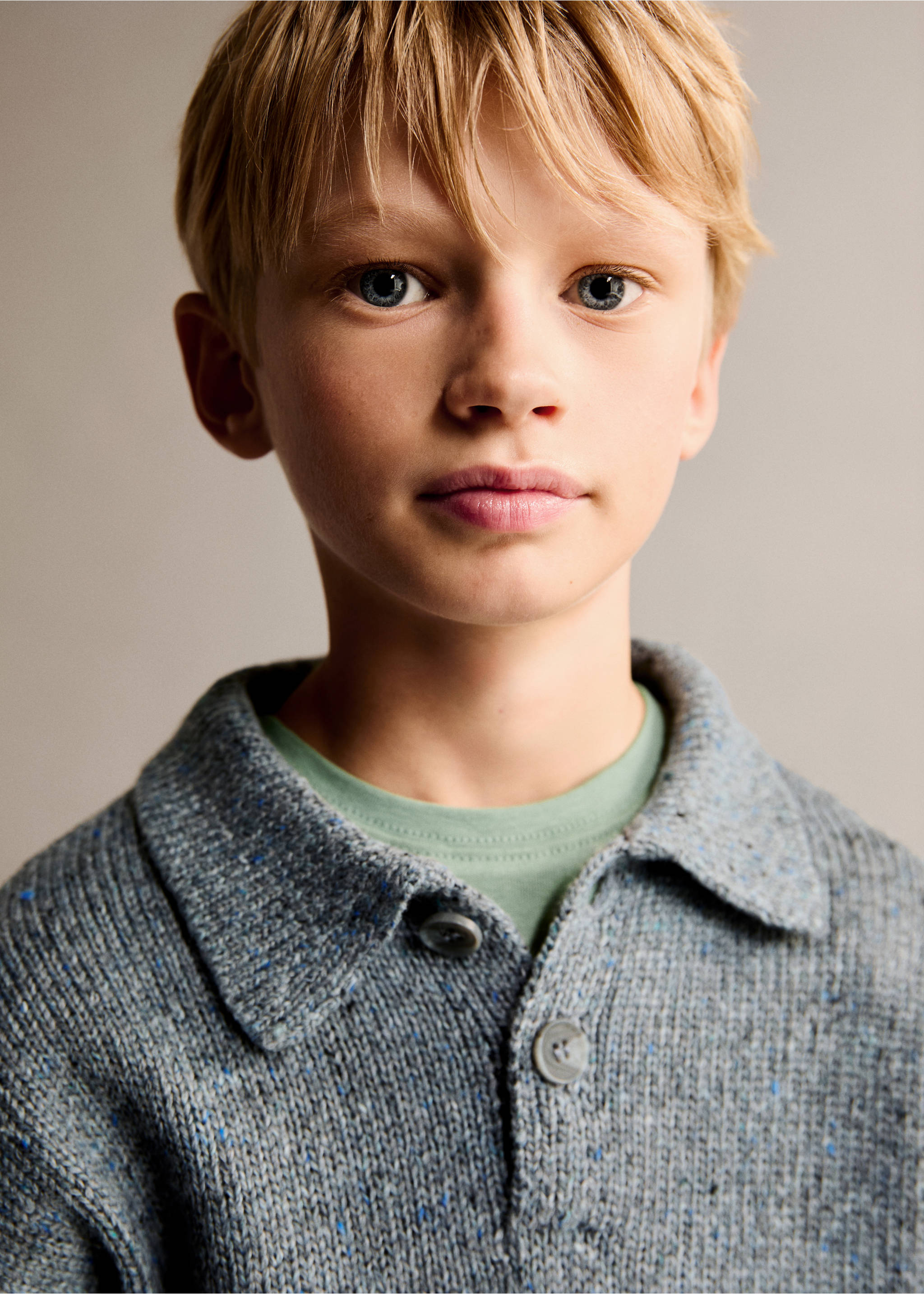 Knitted polo-neck sweater - Details of the article 1, Medium Heather Grey. Ref: 77007958-00.