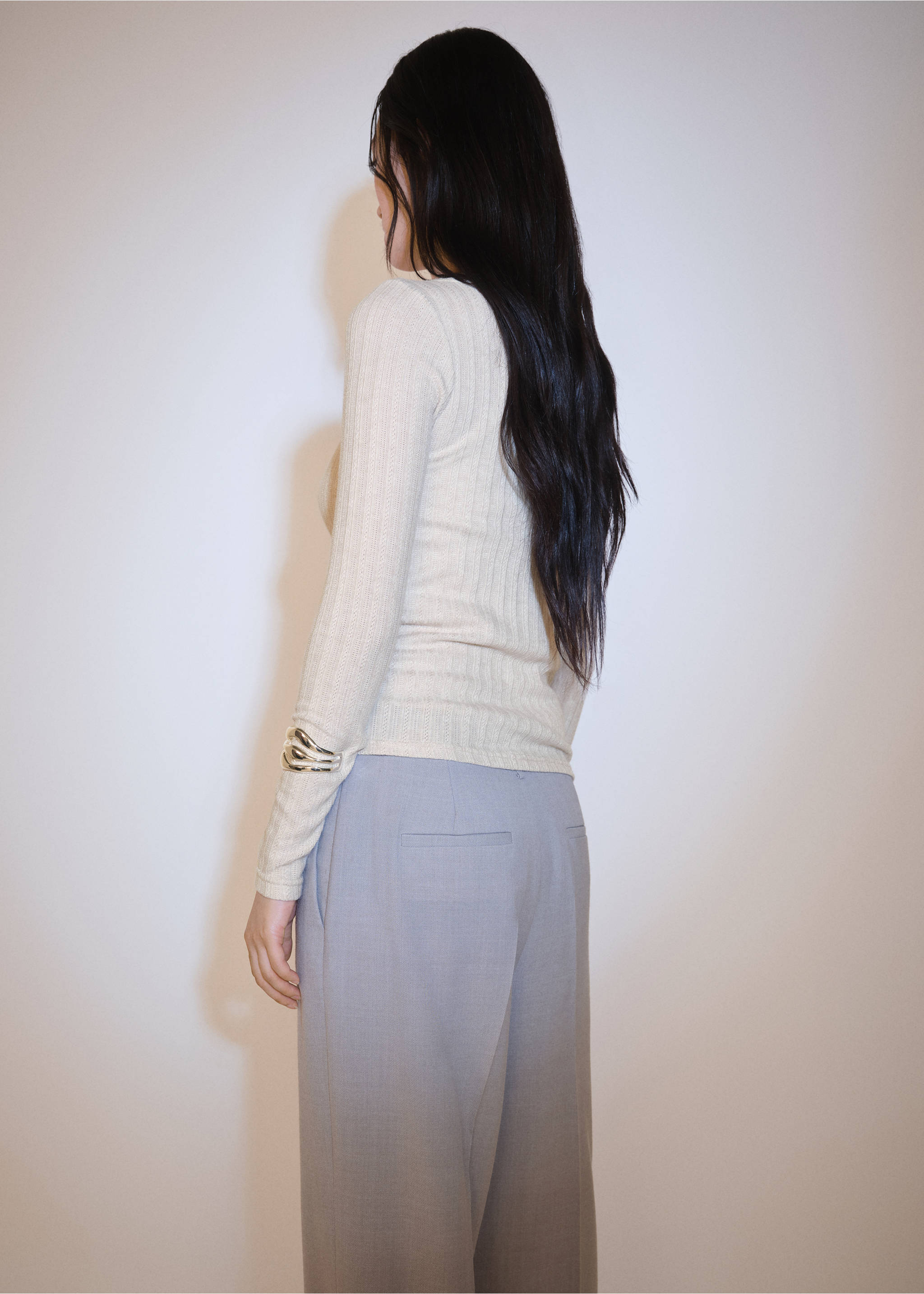 Long-sleeved pointelle t-shirt - Reverse of the article, Light/Pastel Grey. Ref: 77008270-00.