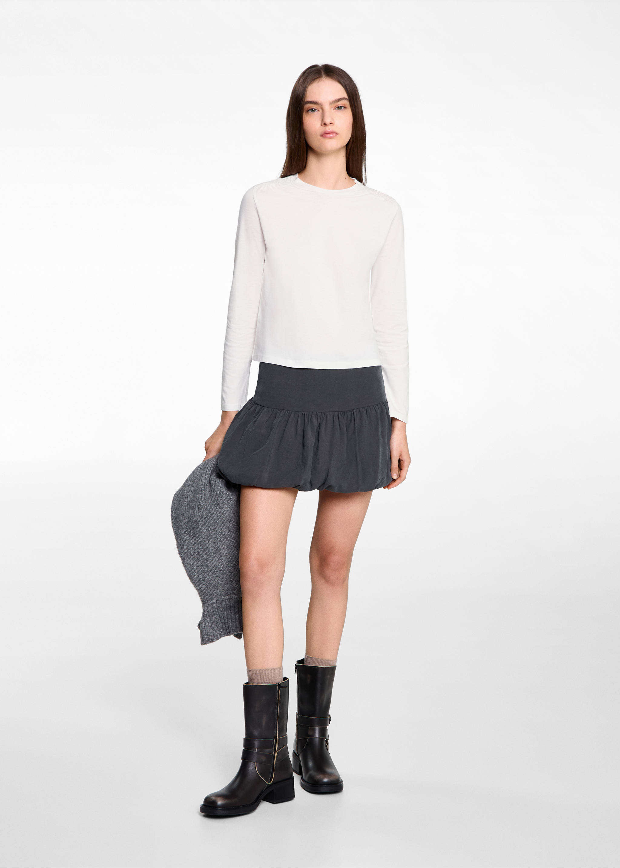 T-Shirt mit Raffdetails - Allgemeine Ansicht, Cremeweiß. Ref: 77008277-00.