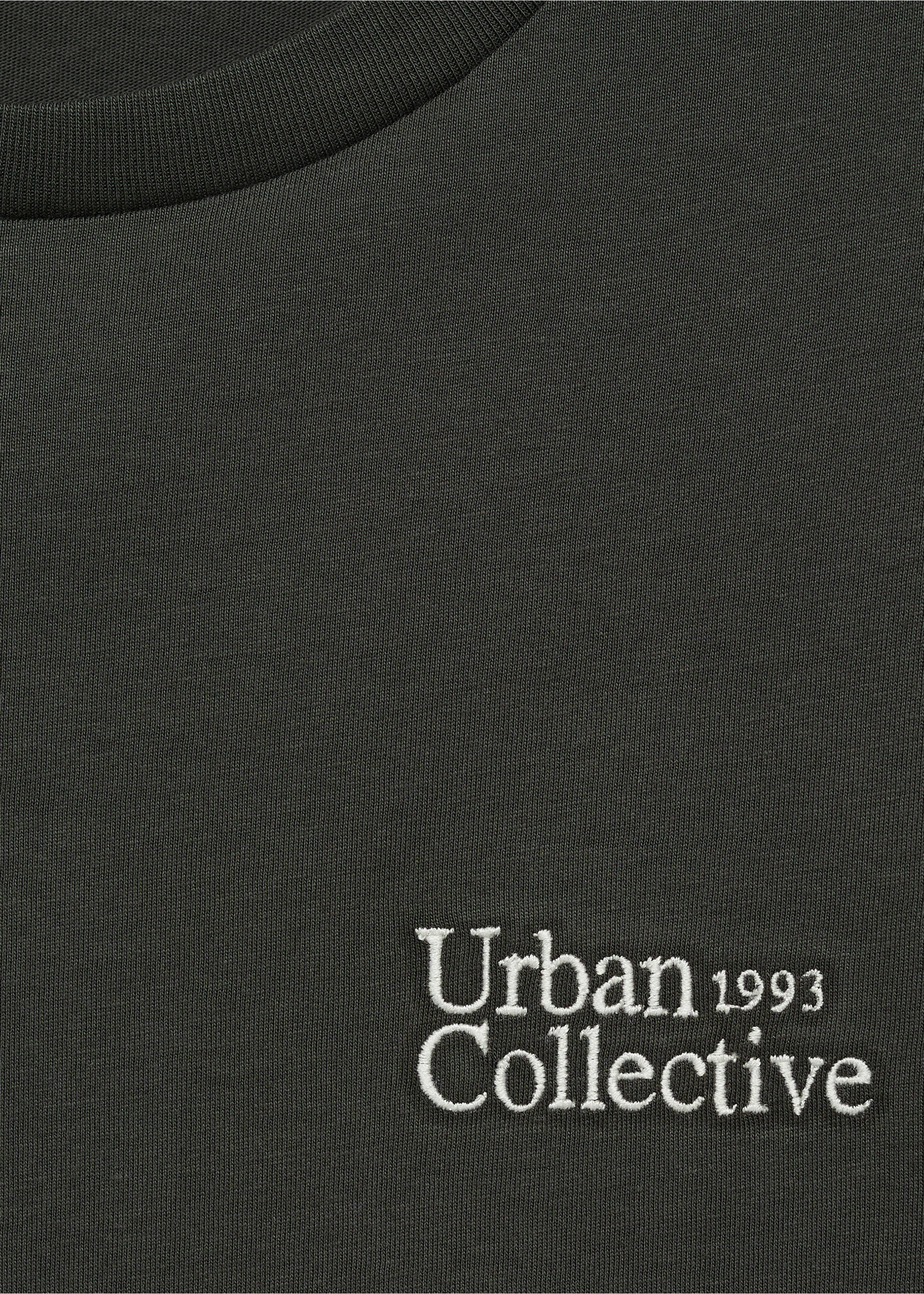 T-shirt coton détail brodé - Détail de l'article 8, Kaki. Ref: 77008285-00.