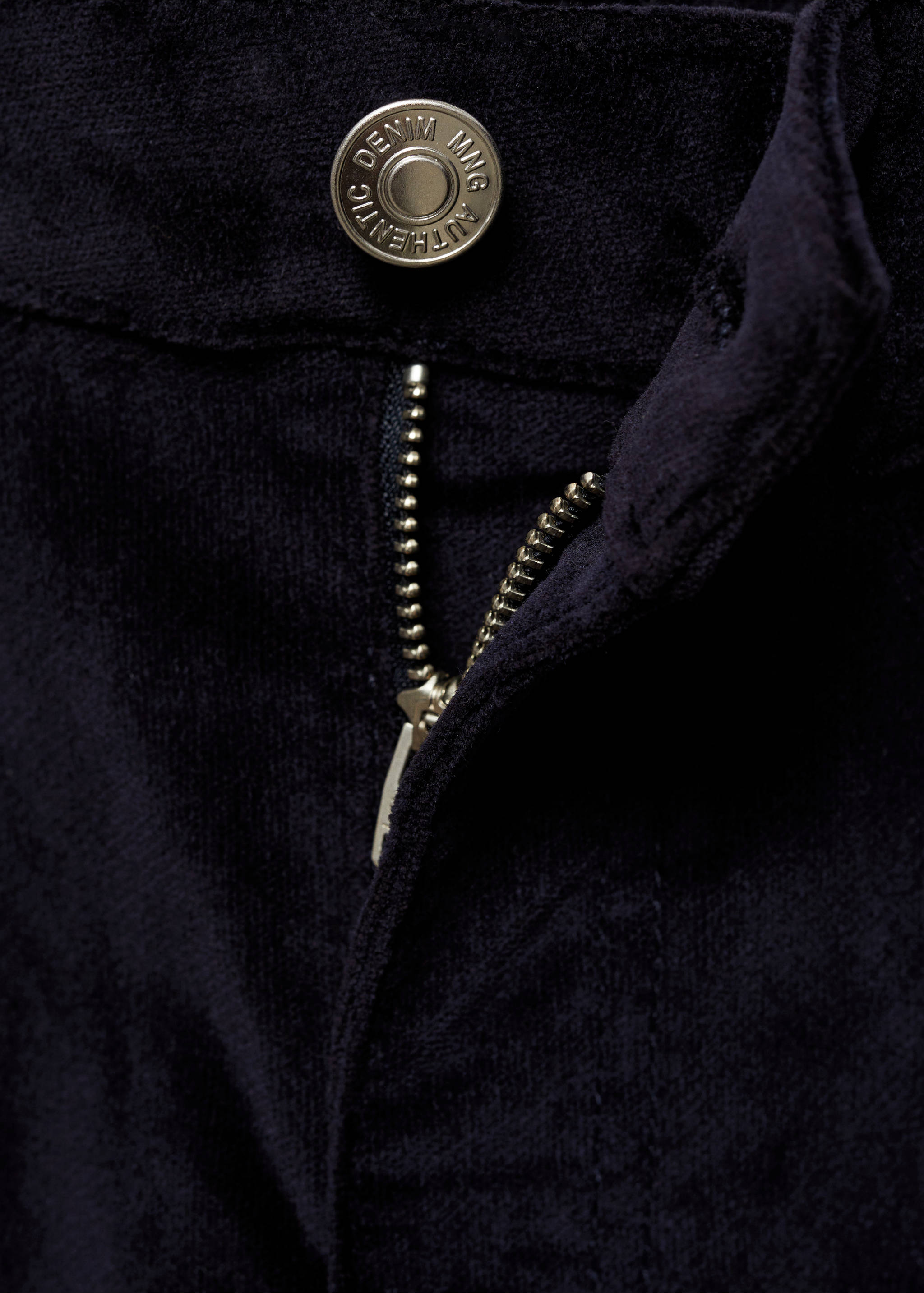 Schlaghose aus Samt - Detail des Artikels 8, Dunkles Marineblau. Ref: 77009034-00.