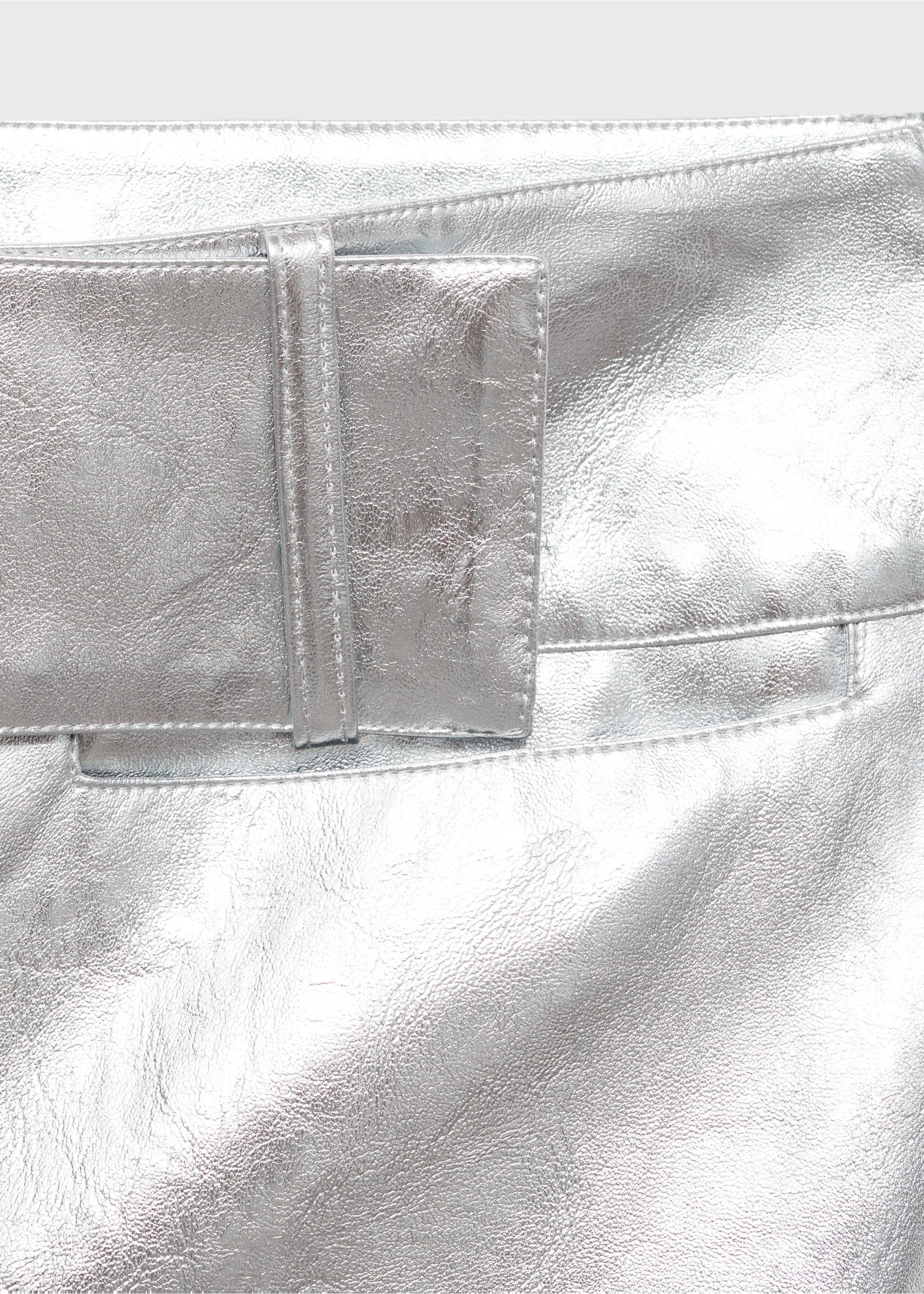 Metallic straight-fit trousers - Details of the article 0, Silver. Ref: 77009040-00.