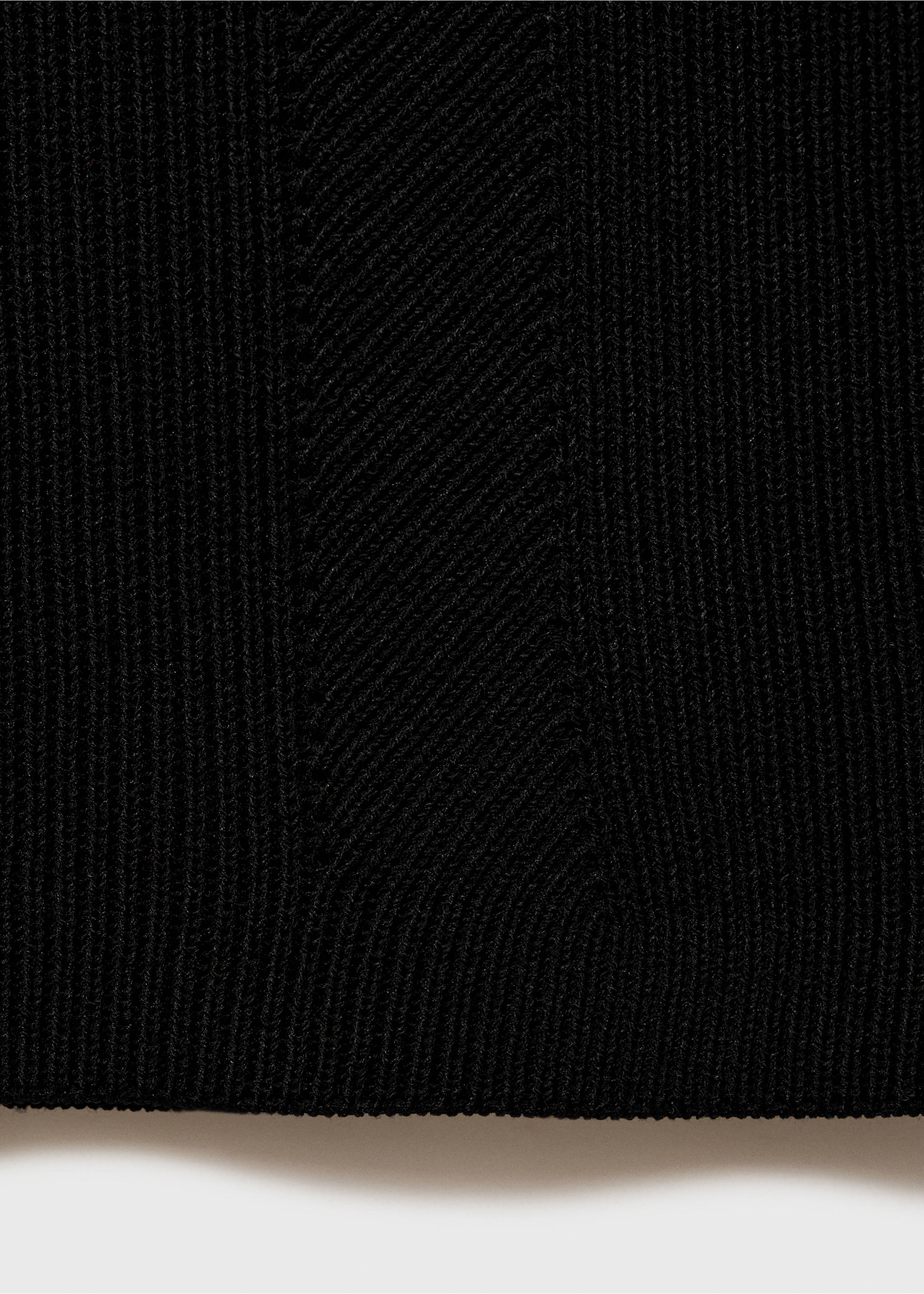 Heart-neckline knitted dress - Details of the article 0, Black. Ref: 77009042-00.