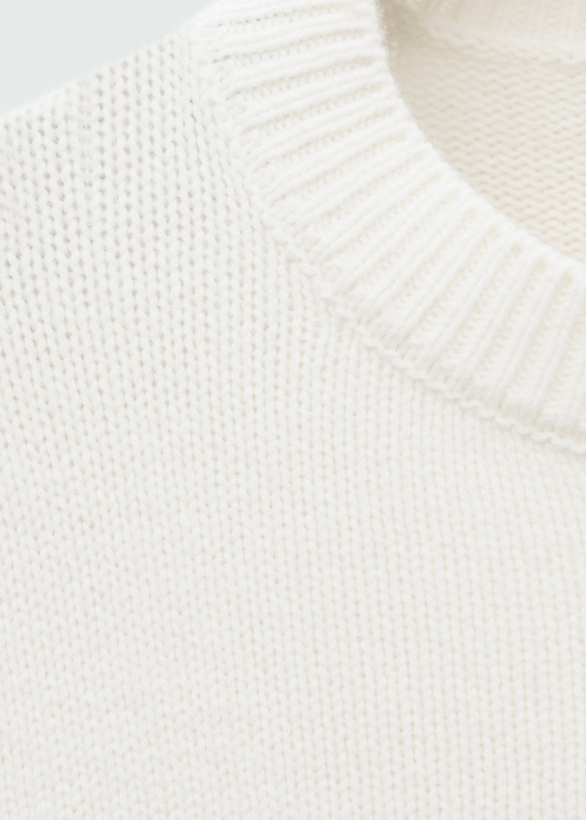 Rounded neck wool sweater - Details of the article 8