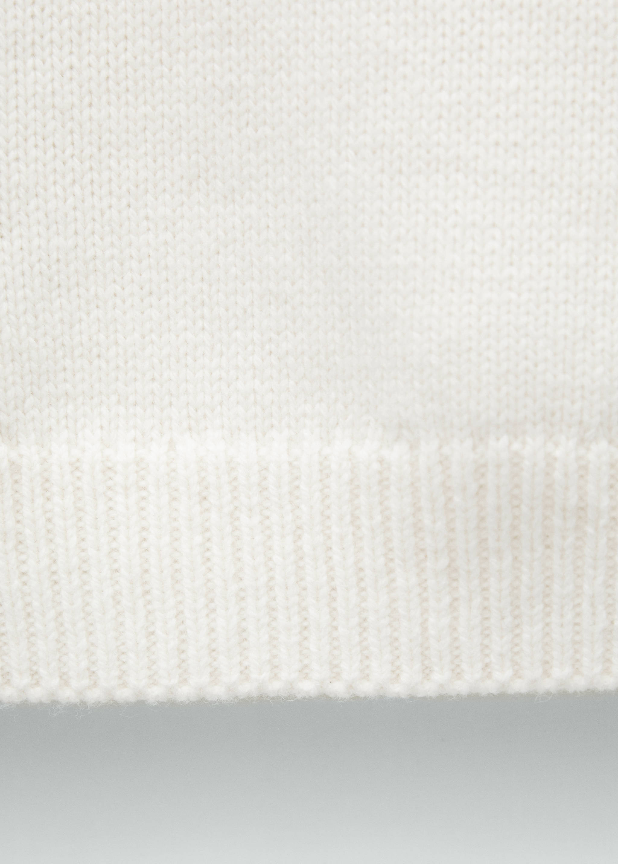 Rounded neck wool sweater - Details of the article 0