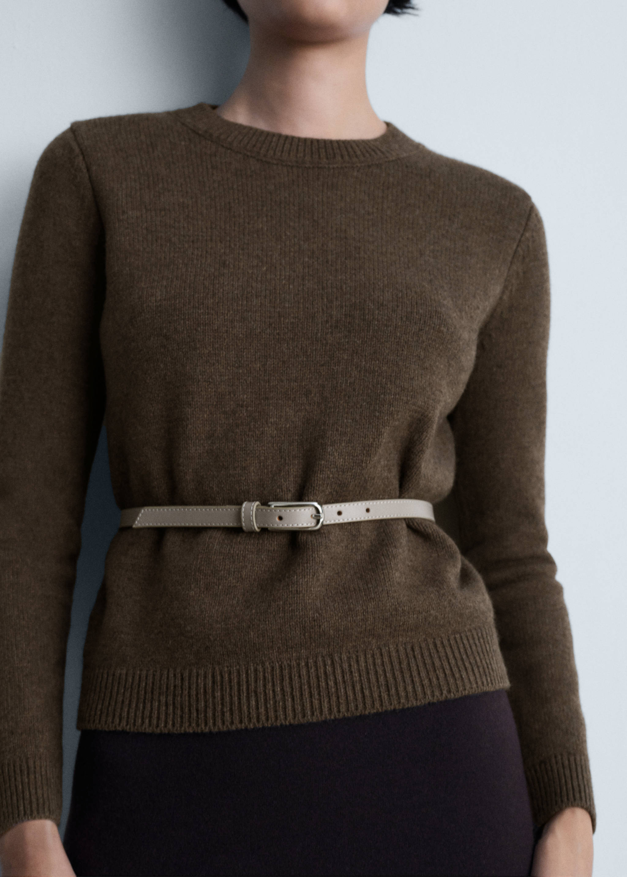 Rounded neck wool sweater - Details of the article 6