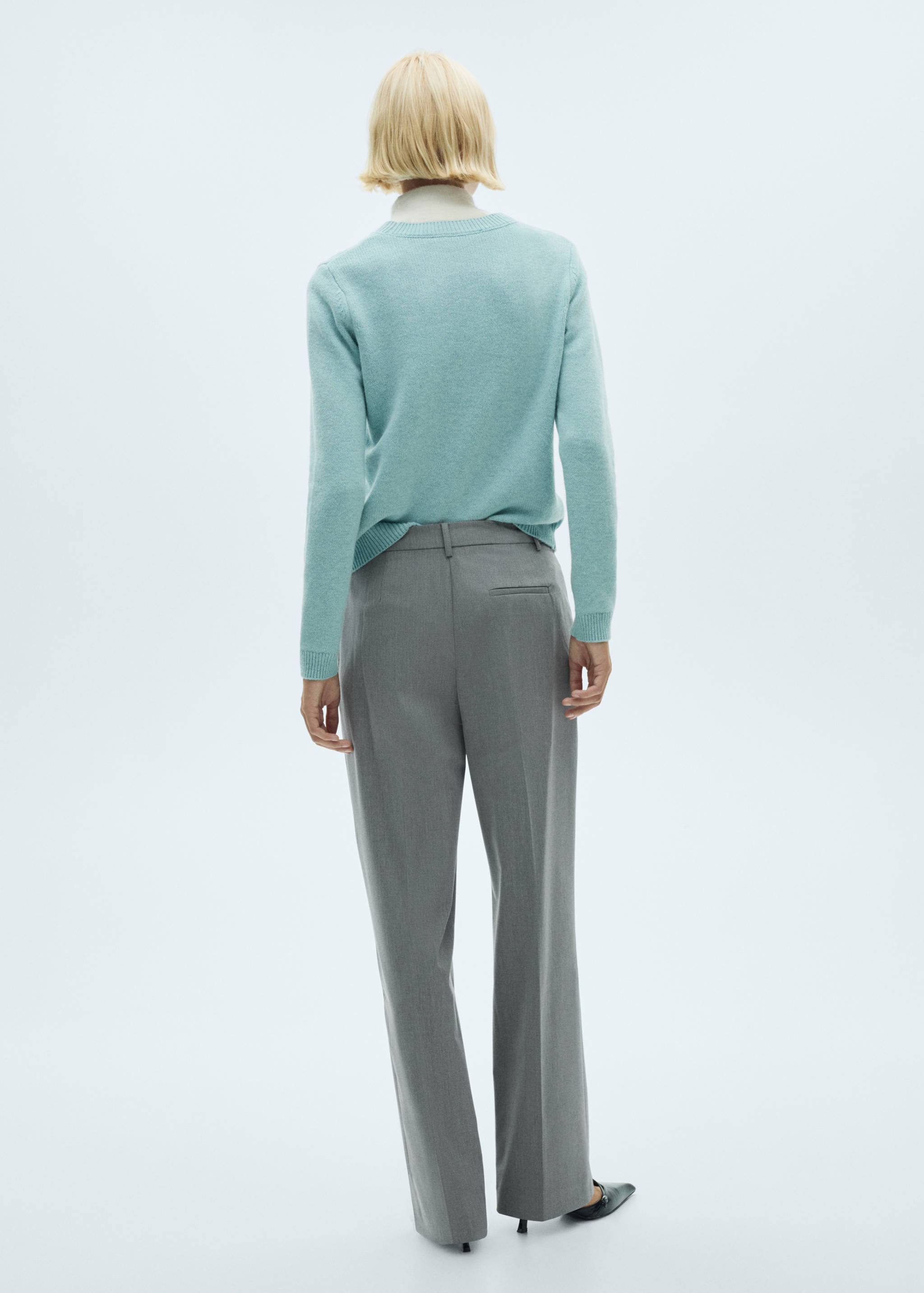 Rounded neck wool sweater - Reverse of the article