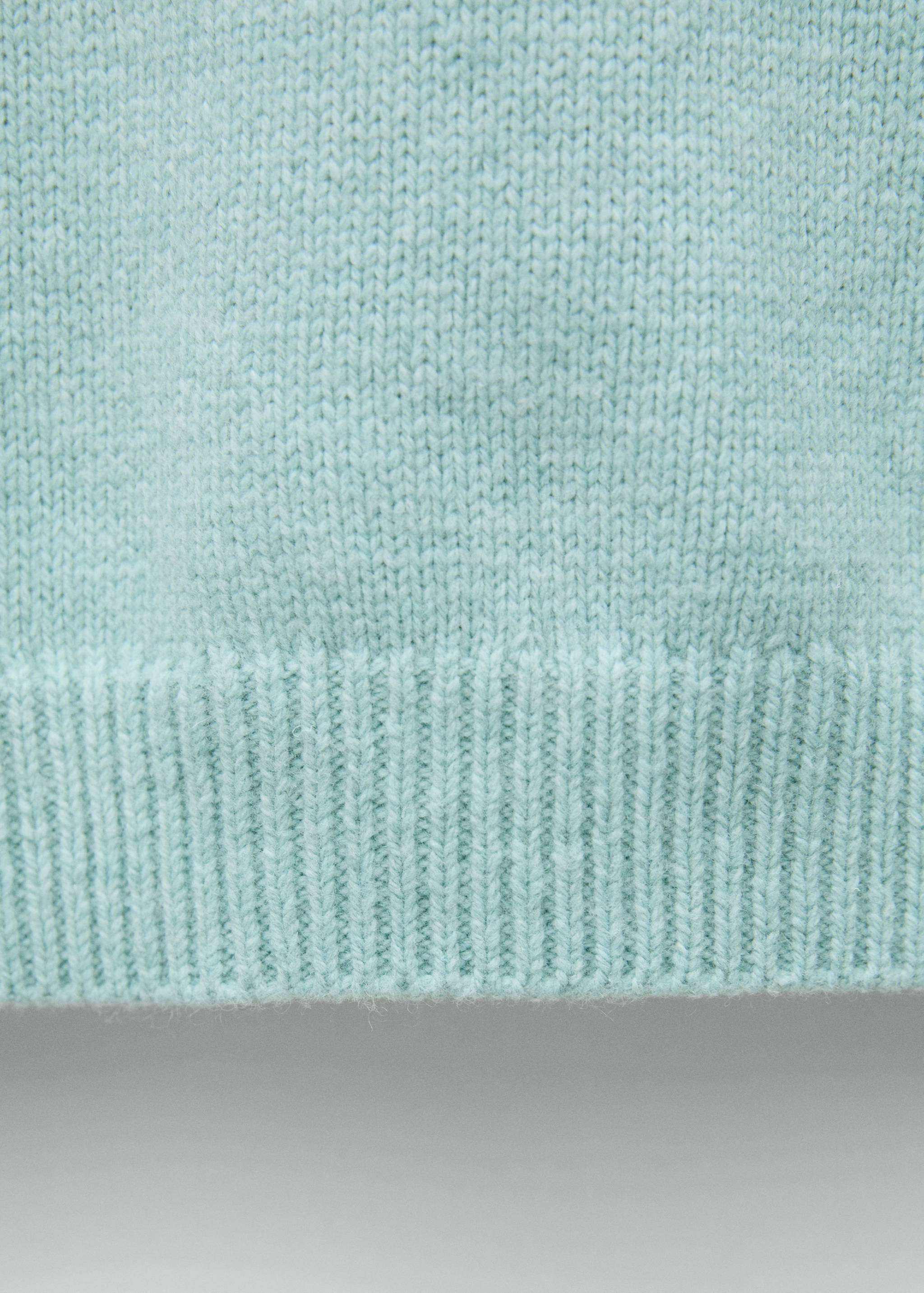 Rounded neck wool sweater - Details of the article 0