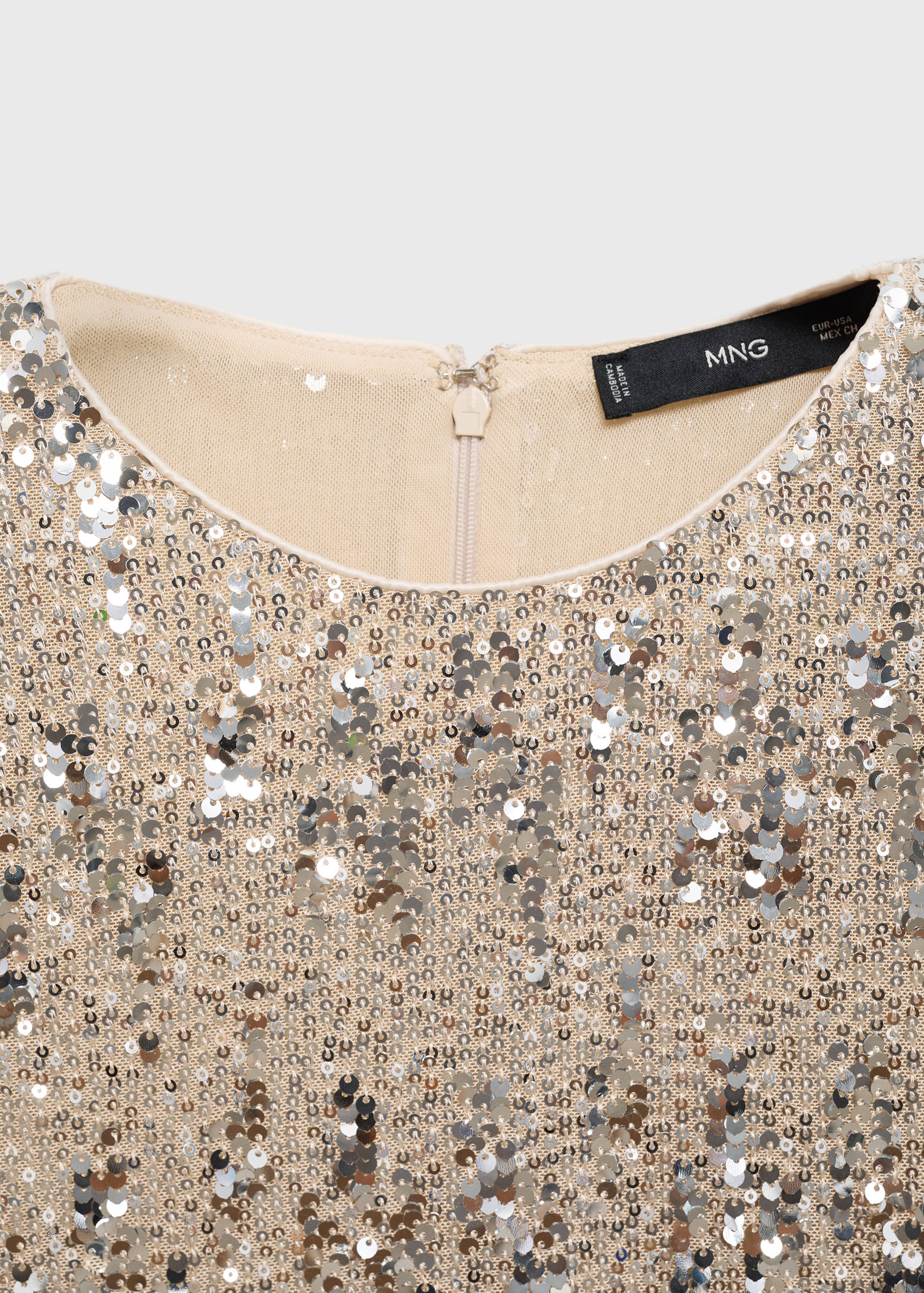 Long-sleeved t-shirt with sequins - Details of the article 8
