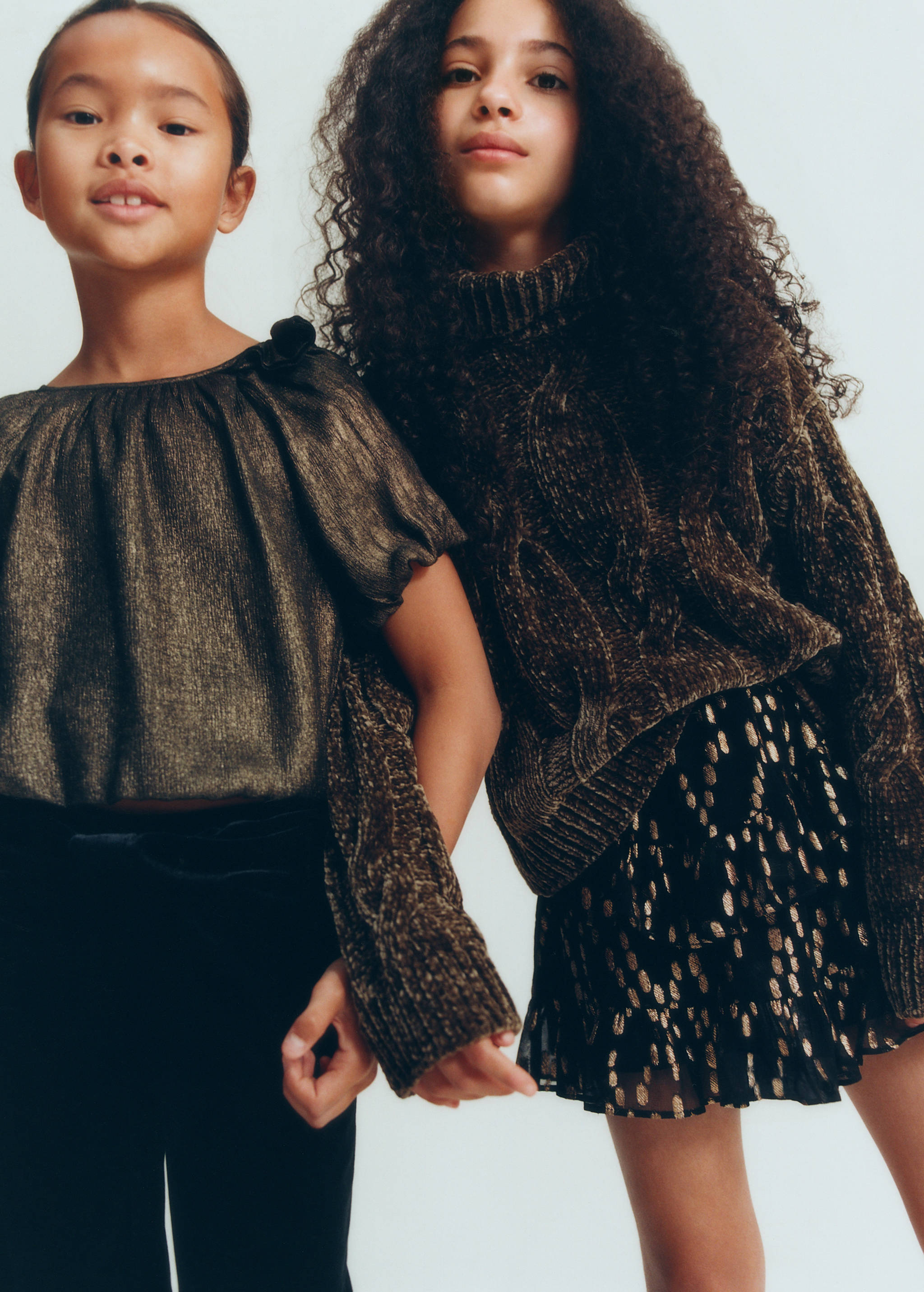 Kötött zsenília pulóver garbónyakkal - A termék adatai 6