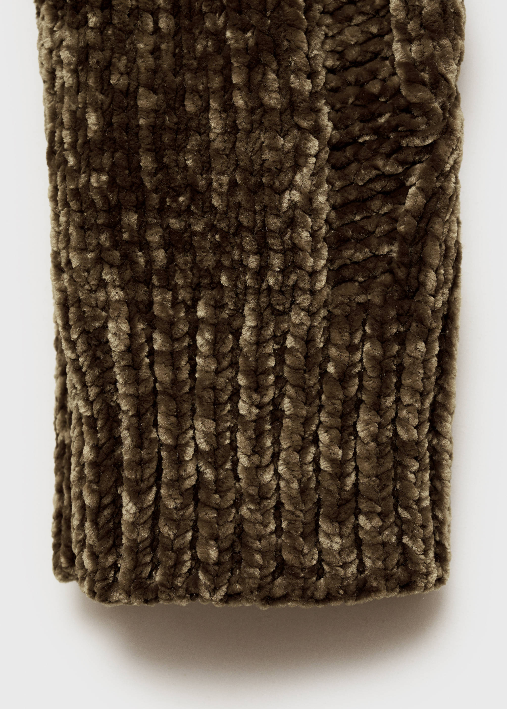 Kötött zsenília pulóver garbónyakkal - A termék adatai 0