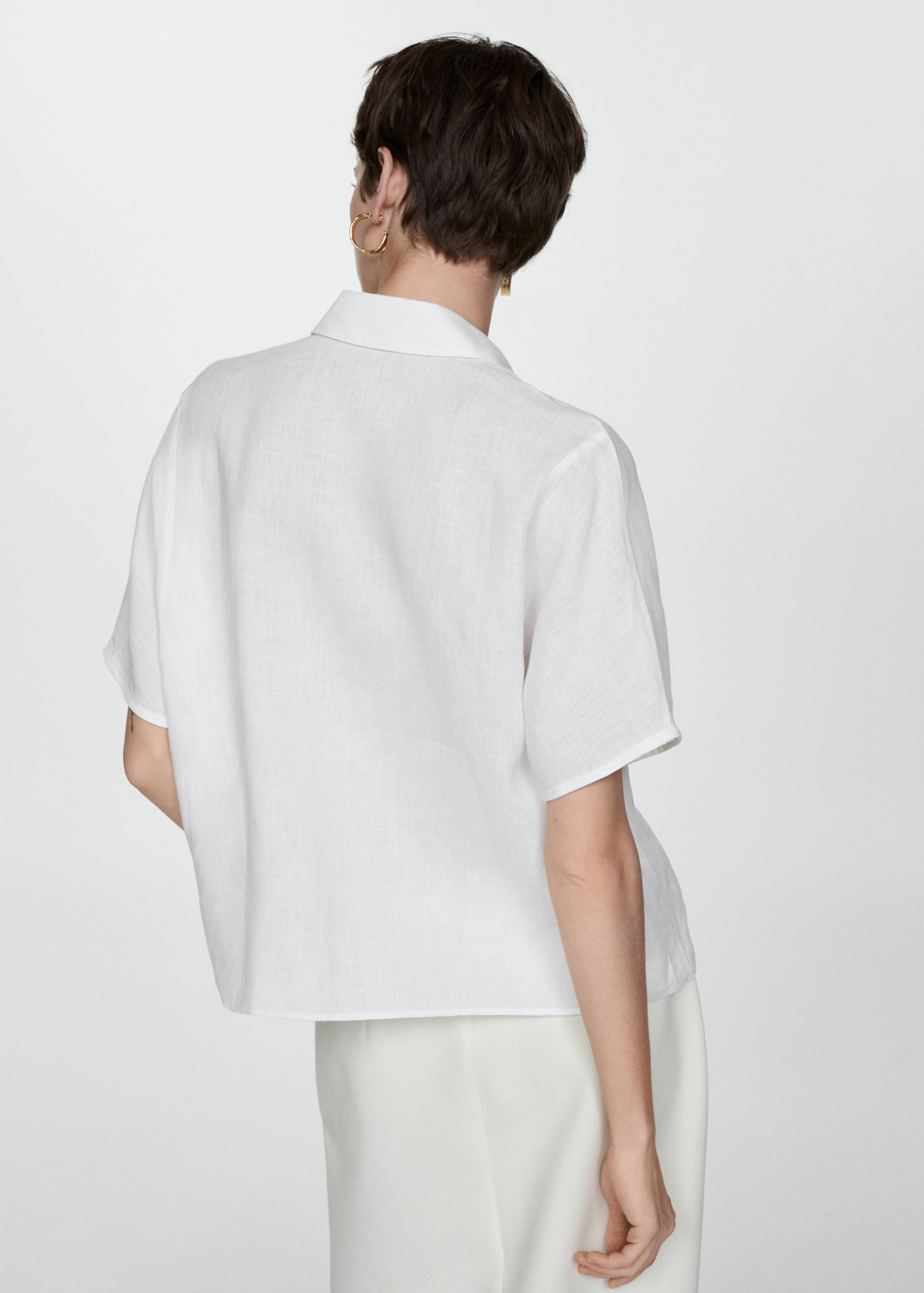 Short sleeve linen-blend shirt - Reverse of the article