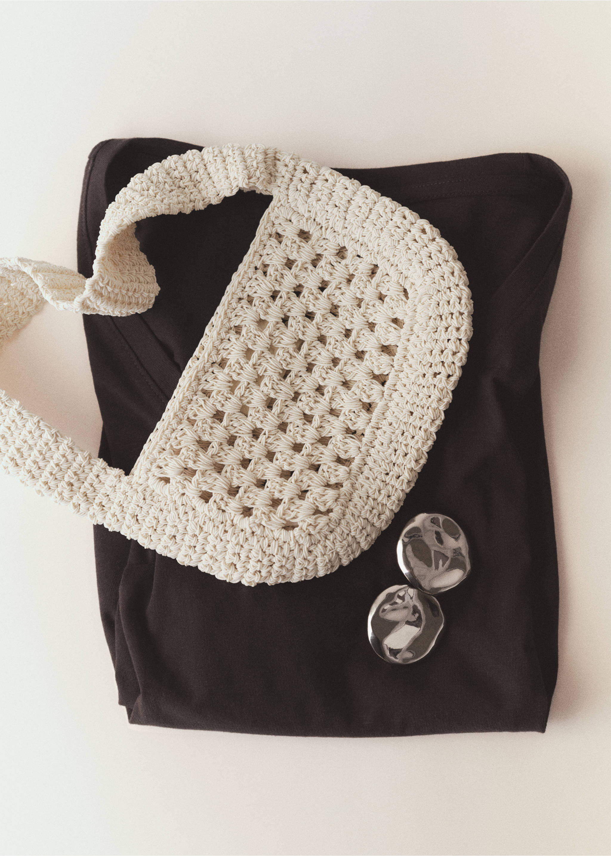 Crochet handbag - Details of the article 7, Ecru. Ref: 77010246-00.