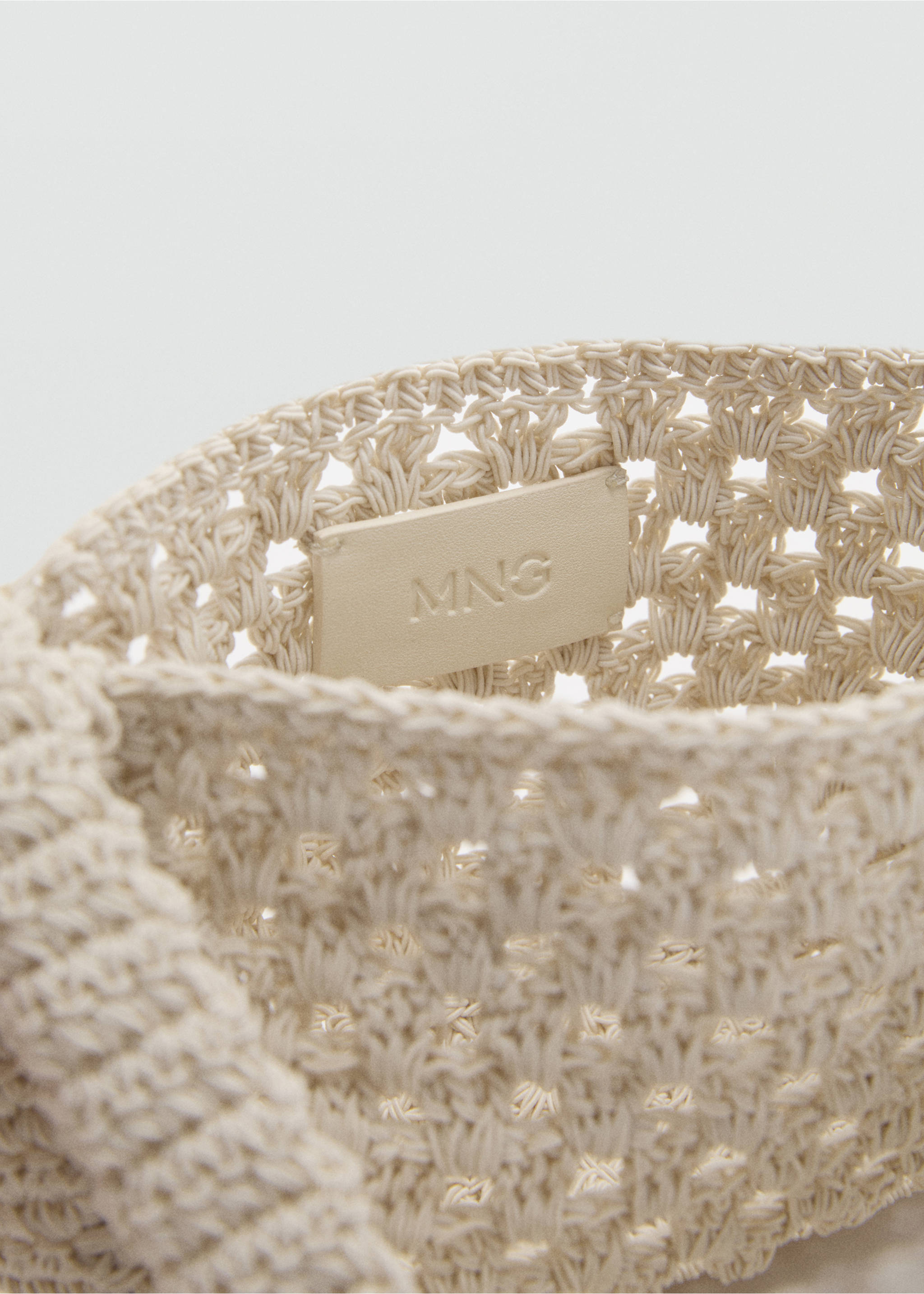 Crochet handbag - Details of the article 2, Ecru. Ref: 77010246-00.