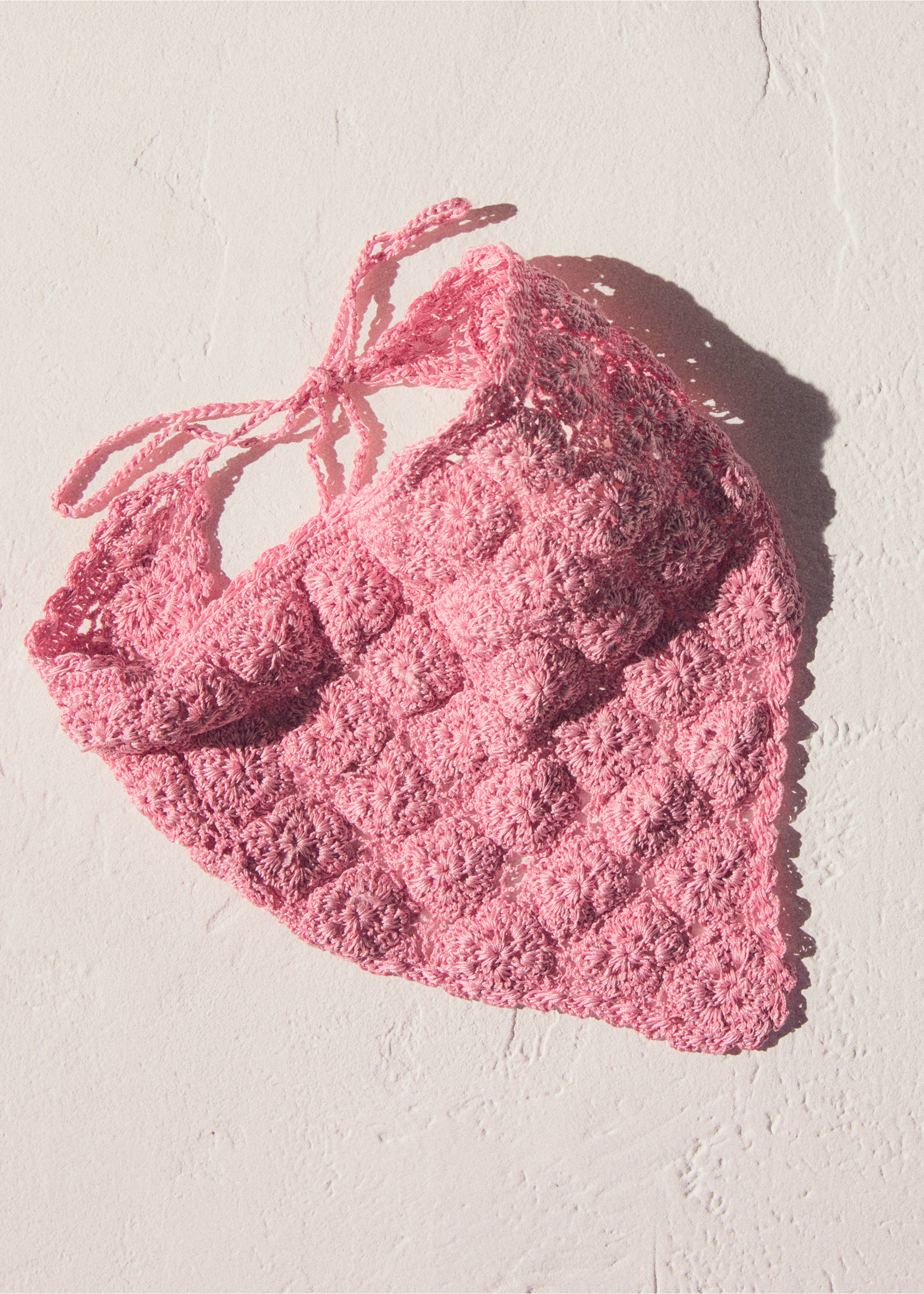 Crochet knit handkerchief - Details of the article 6, Pink. Ref: 77010255-00.
