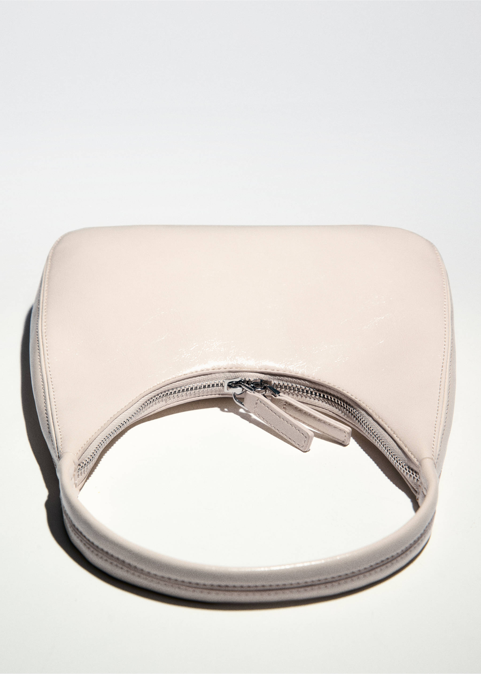 Kabelka na rameno s krátkým uchem - Detail zboží 5, Ledově šedá. Ref: 77010267-00.