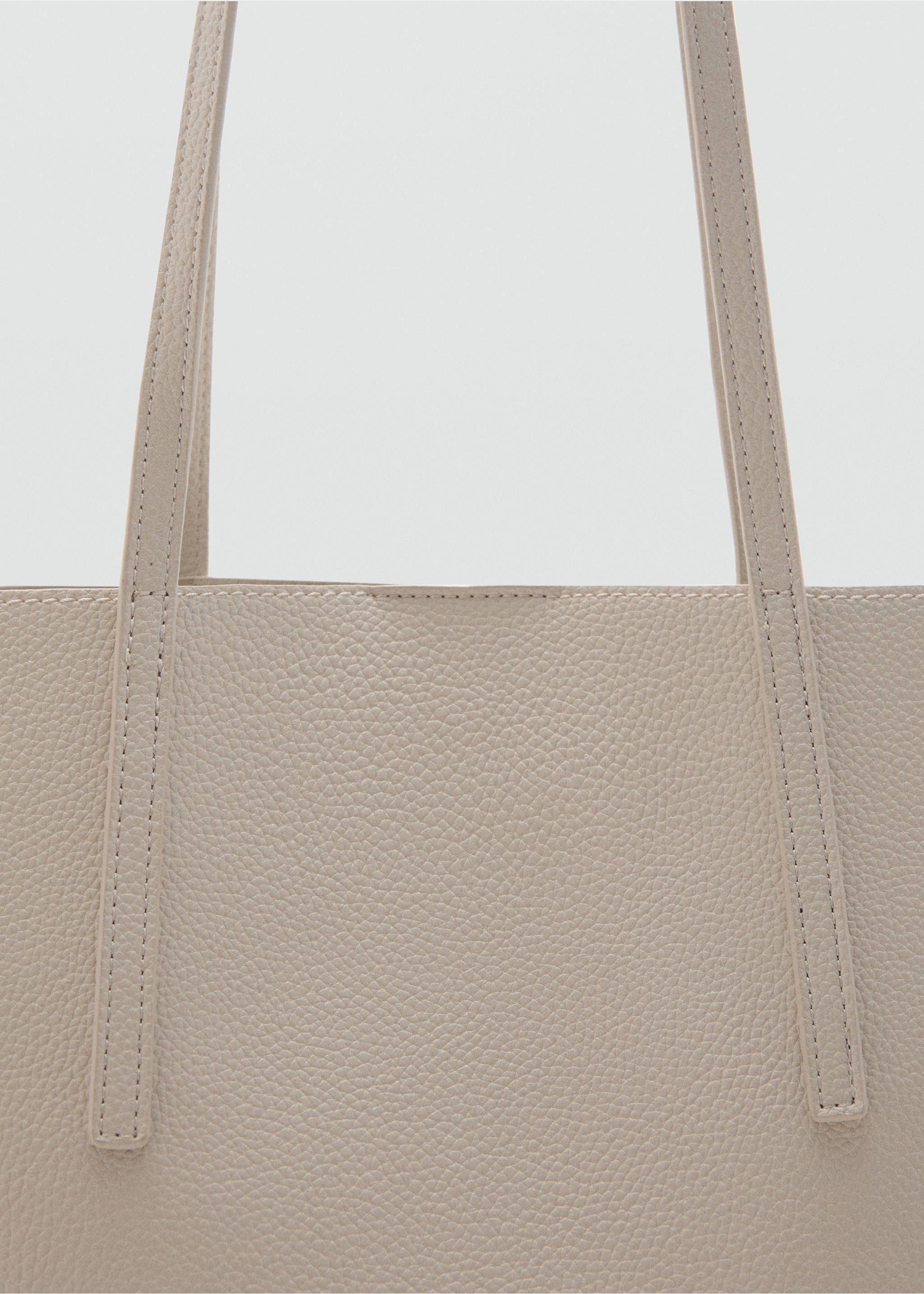 Pebbled effect shopper bag - Details of the article 1, Ecru. Ref: 77010272-00.