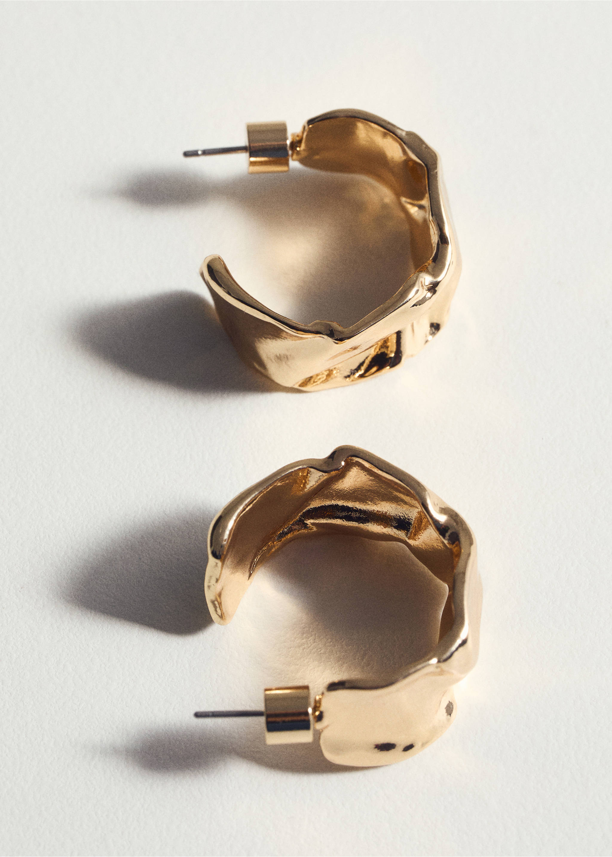 Verdrehte Kreolen - Detail des Artikels 5, Gold. Ref: 77010274-00.