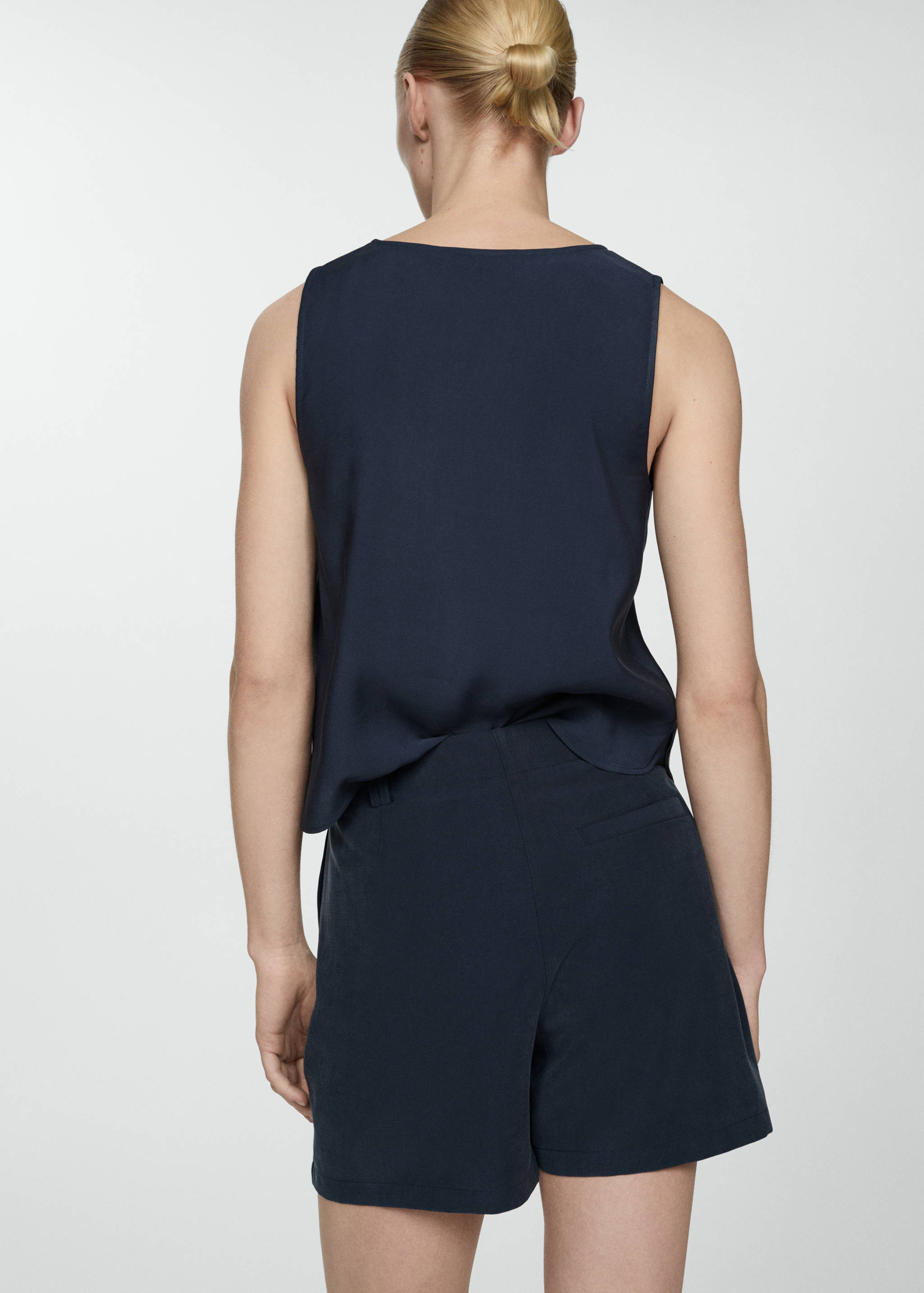 Short pinces taille normale - Verso de l’article