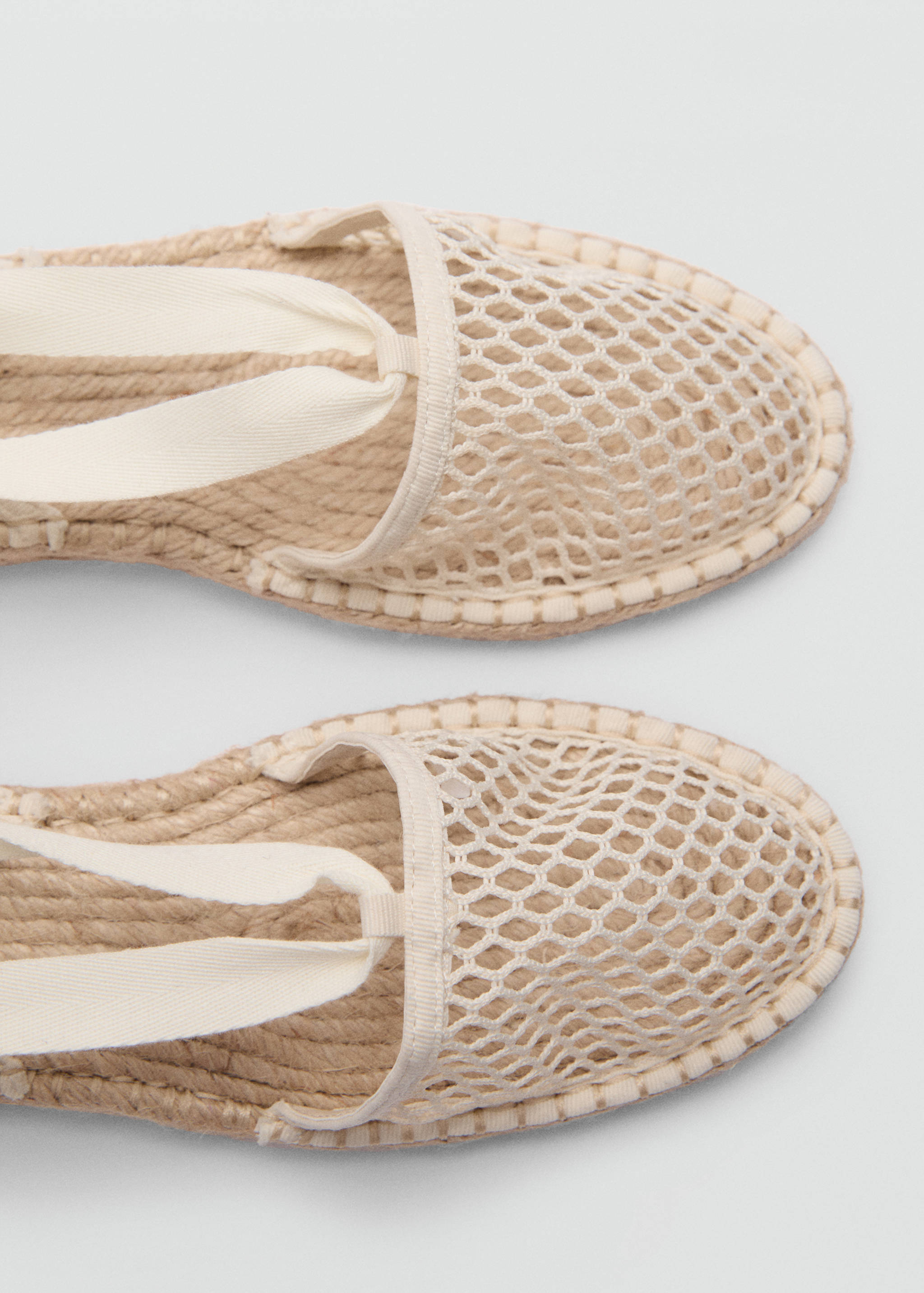 Hålmönstrade espadriller - Detaljer om artikeln 2