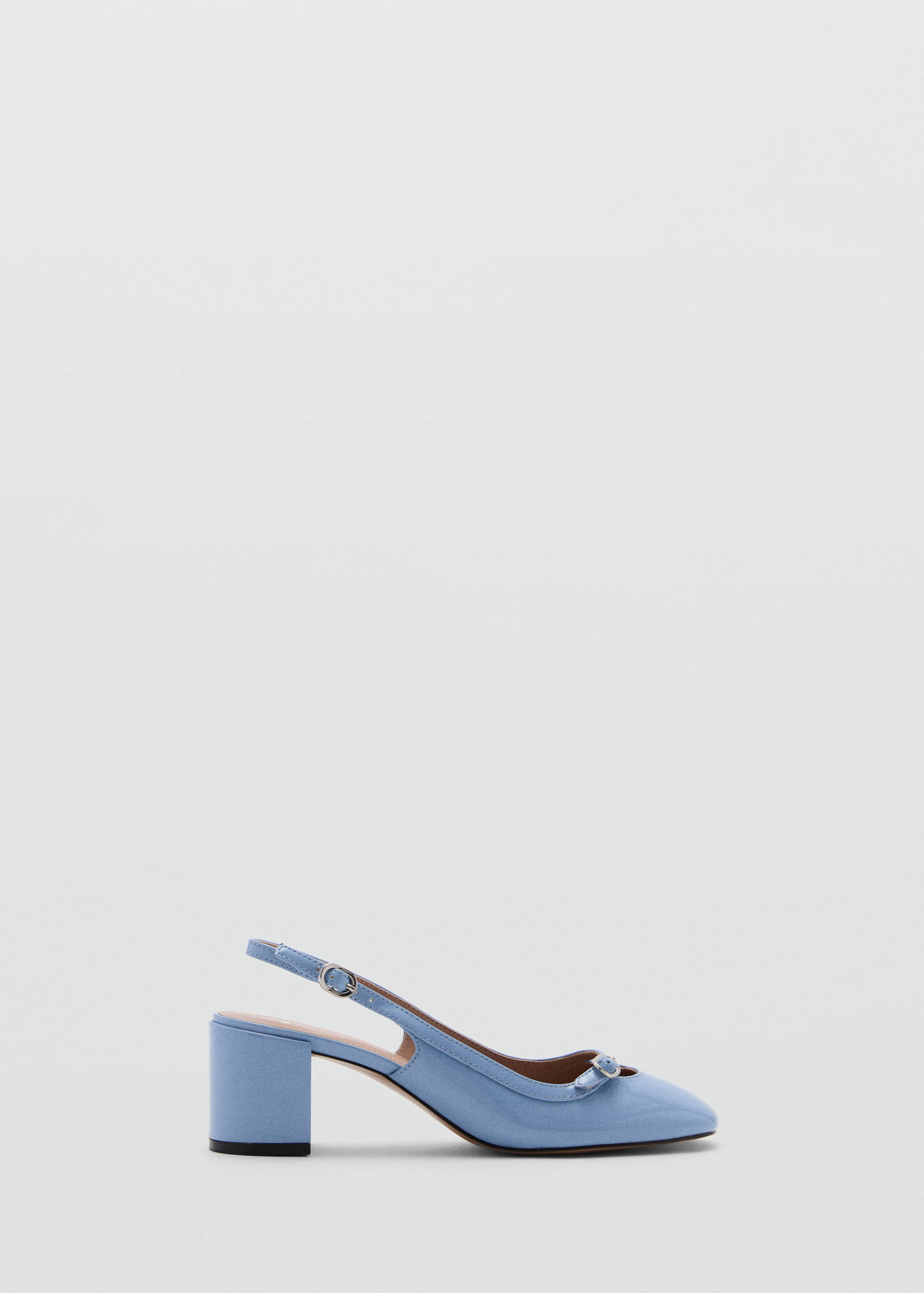 Heeled shoes with buckle - Article without model