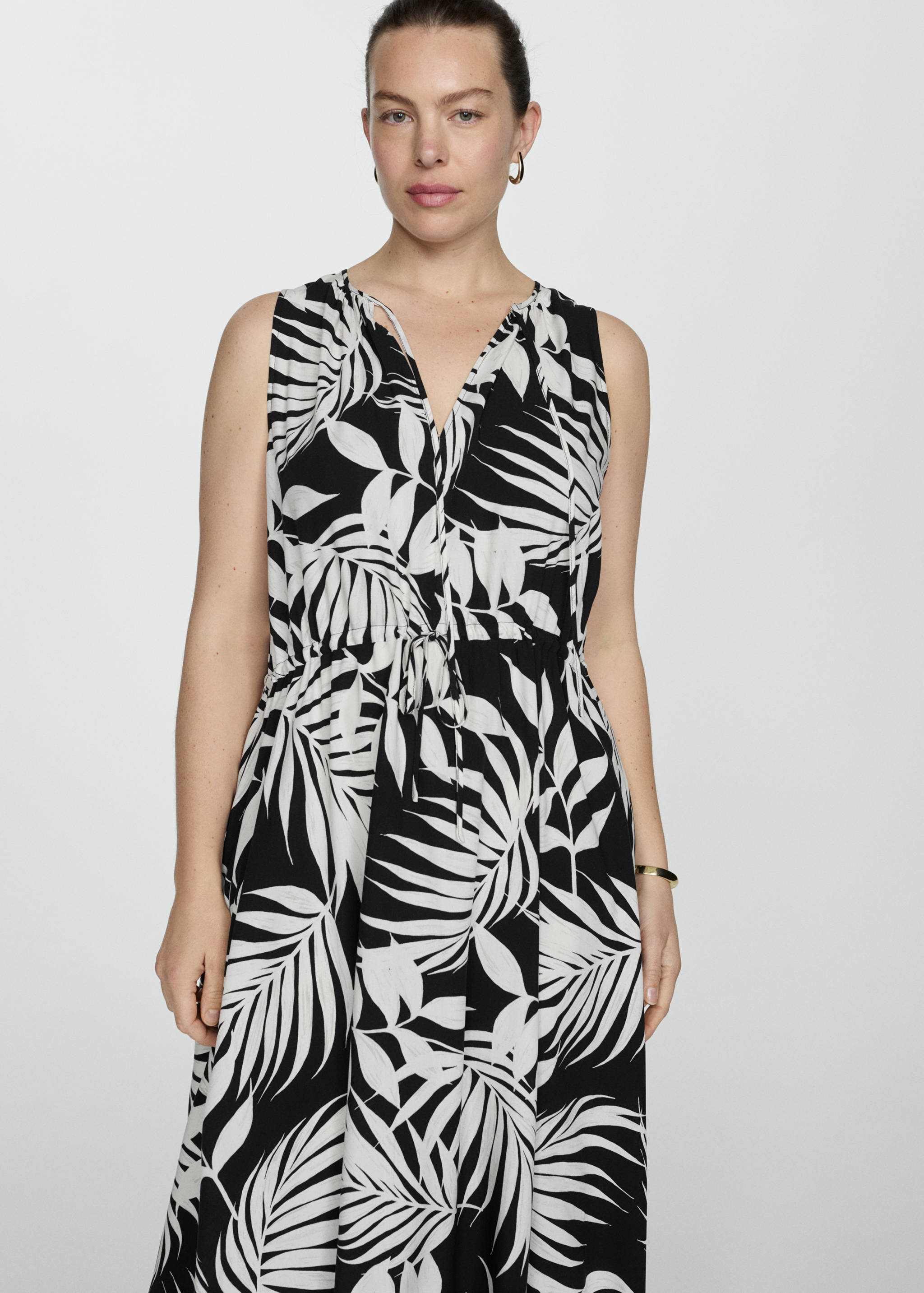 Båge tryckt klänning - Detaljer om artikeln 5