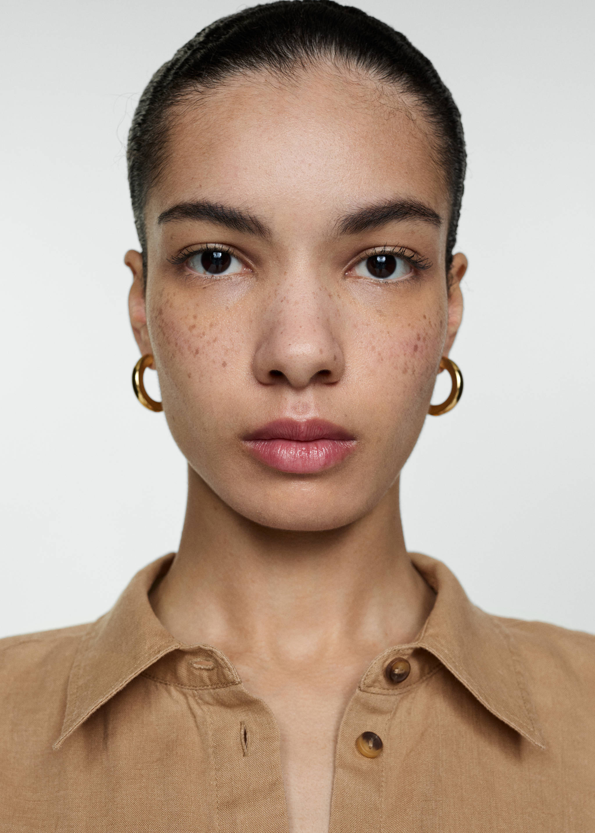 Camisa cropped de linho - Pormenor do artigo 1