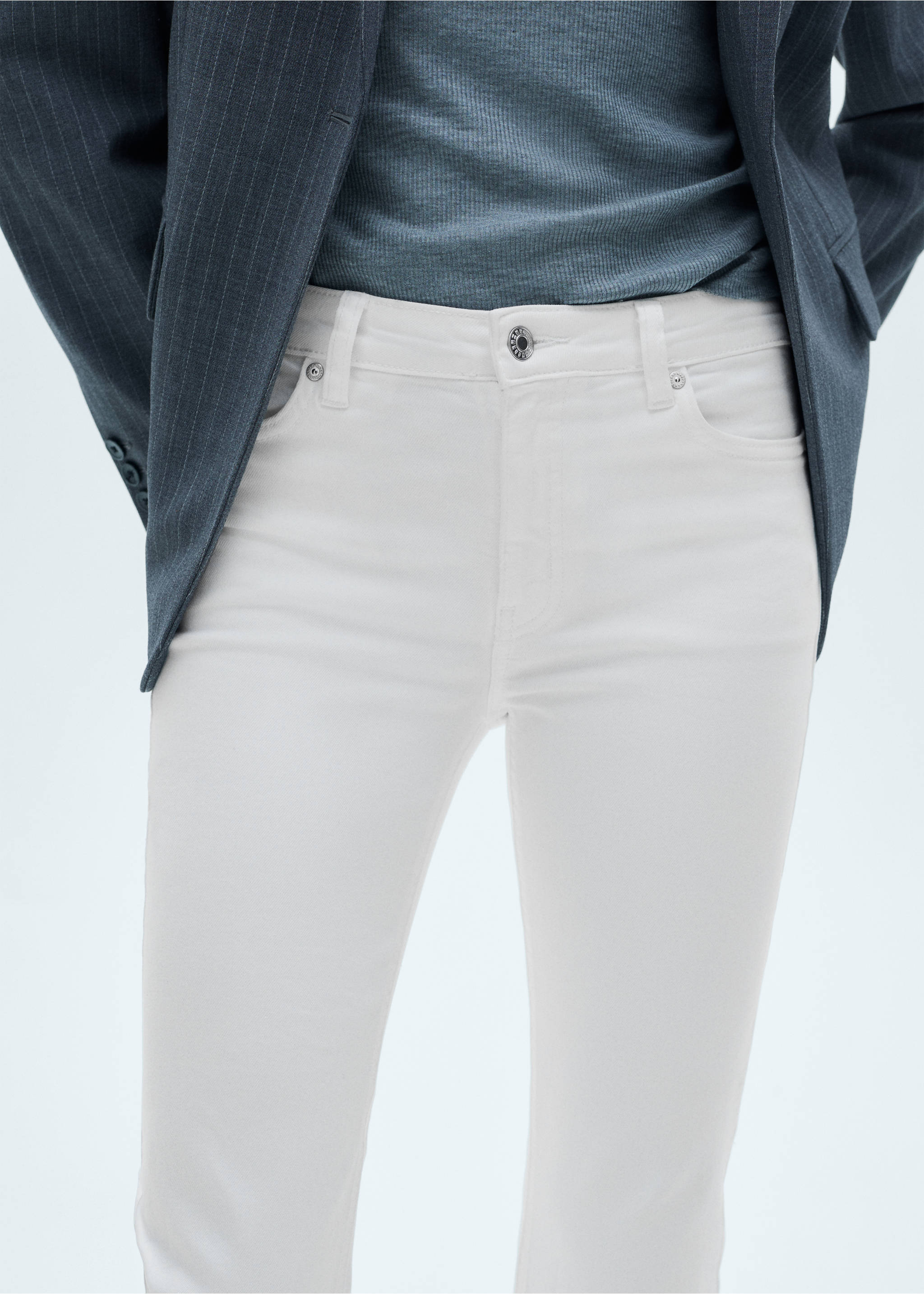 Flared-Crop-Jeans Sienna - Detail des Artikels 6, Weiß. Ref: 77010360-00.