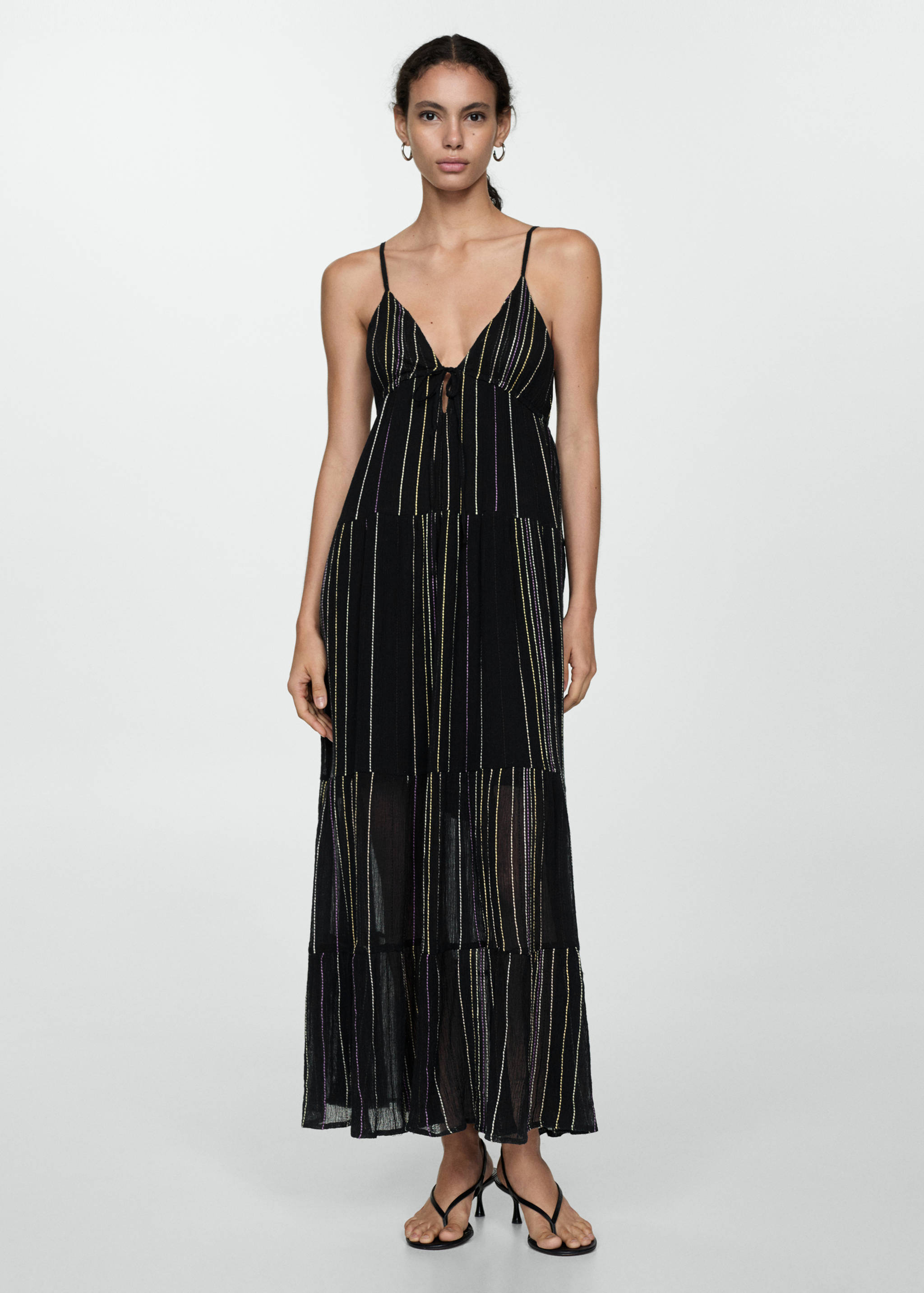 Vállpántos ruha dekoratív varrásokkal - Általános sík