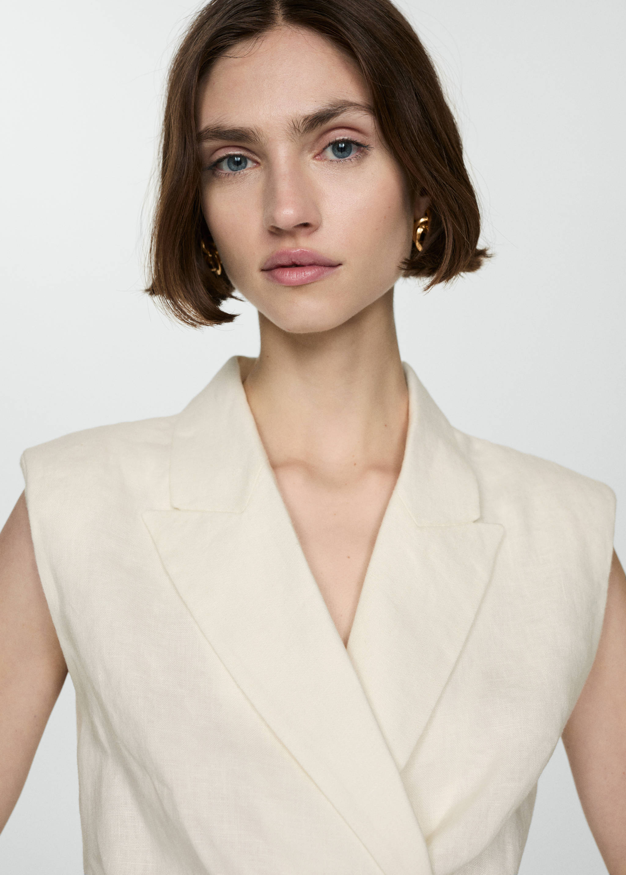 Rochie din in cu curea - Detaliu al articolului 1