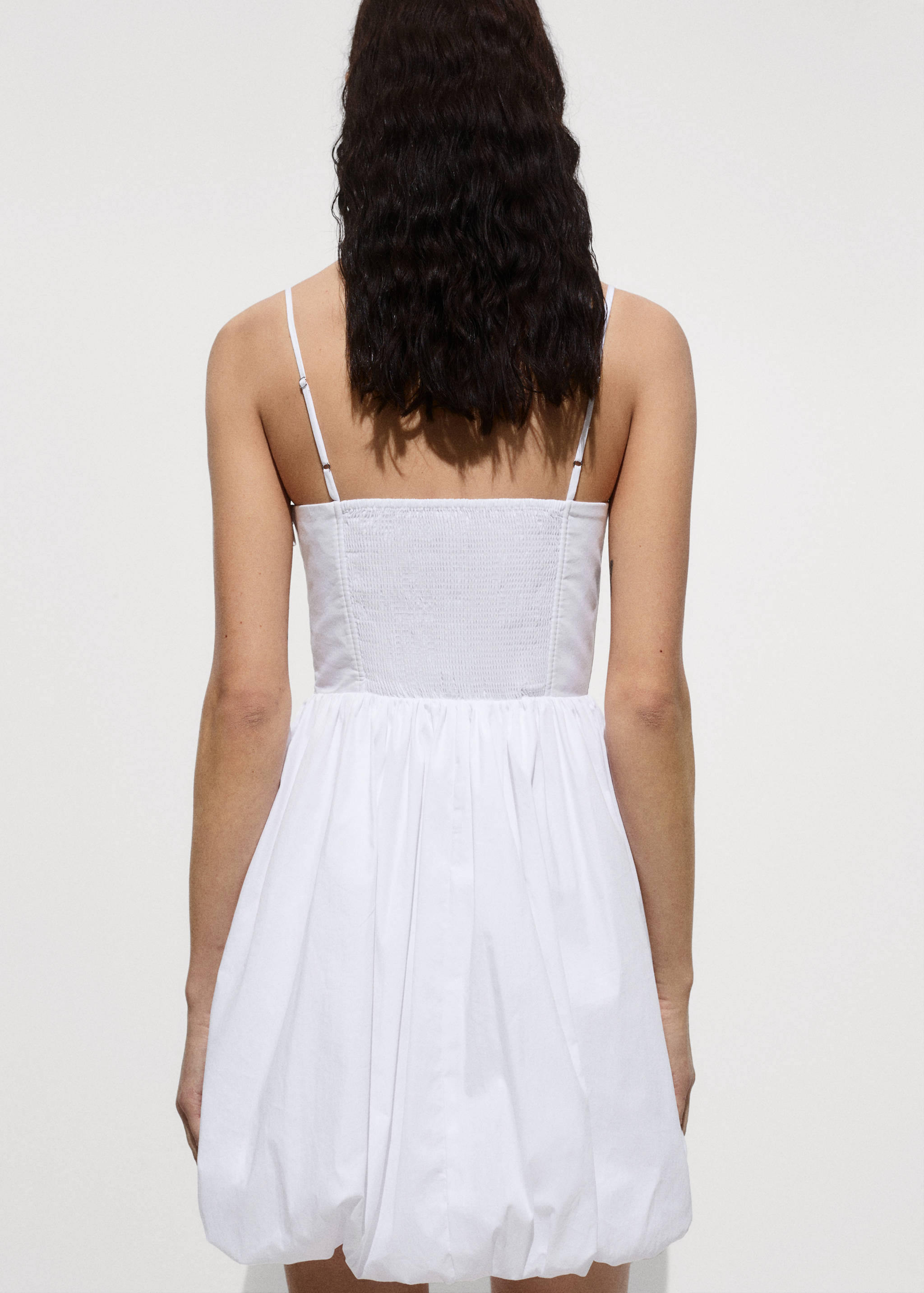 Vestido corto evasé - Reverso del artículo