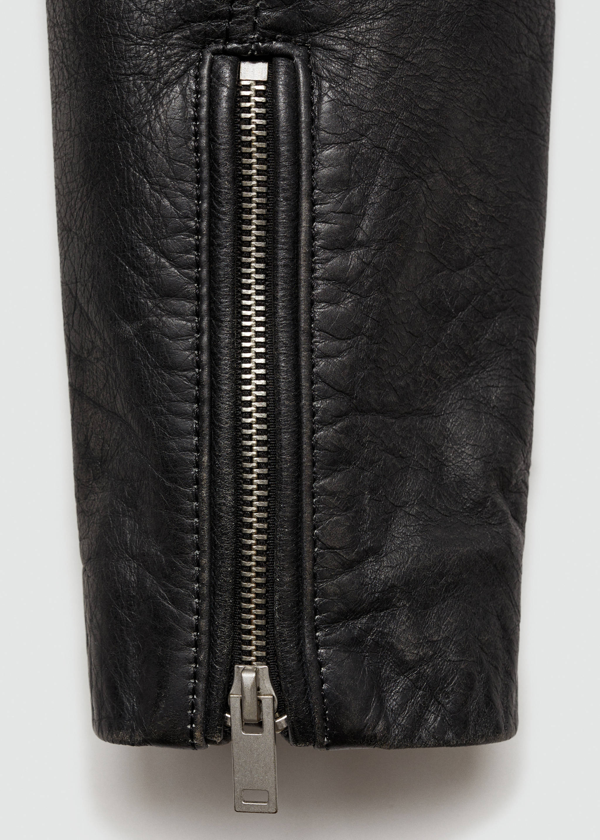 100% leather jacket - Details of the article 0