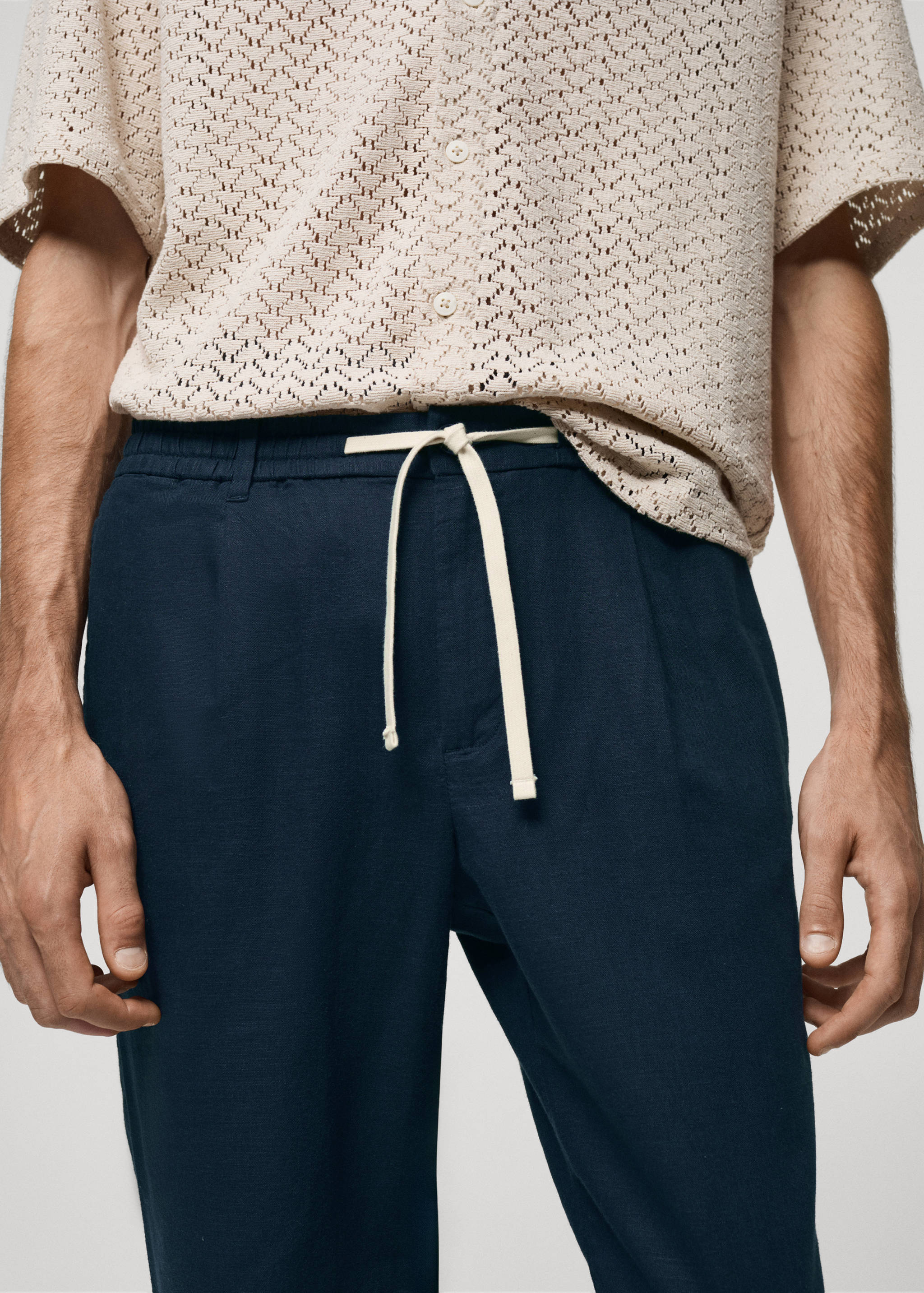 Slim-fit trousers with drawstring - Details of the article 1
