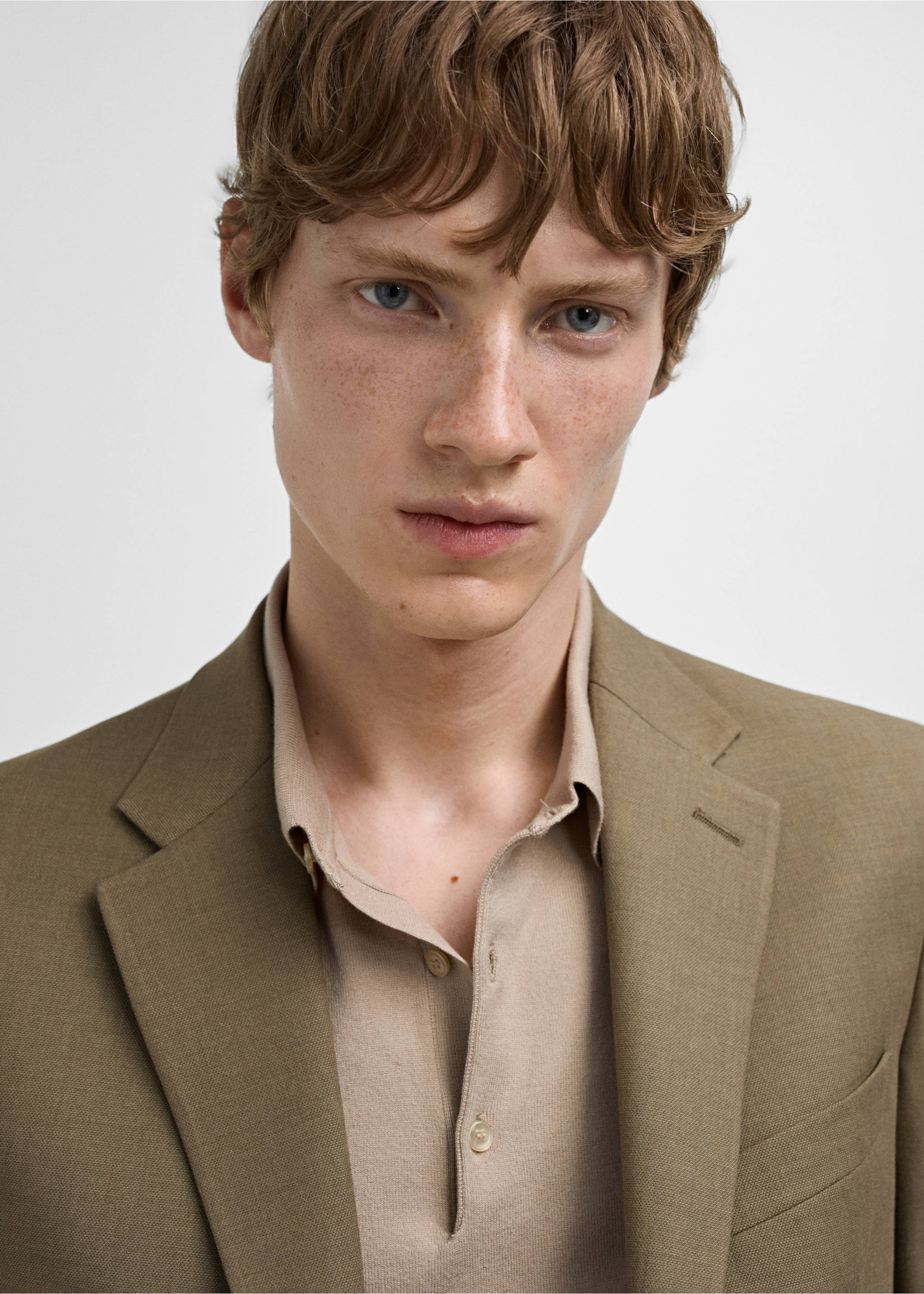 Stretch-fabric slim-fit suit blazer - Details of the article 1, Green. Ref: 77010582-00.