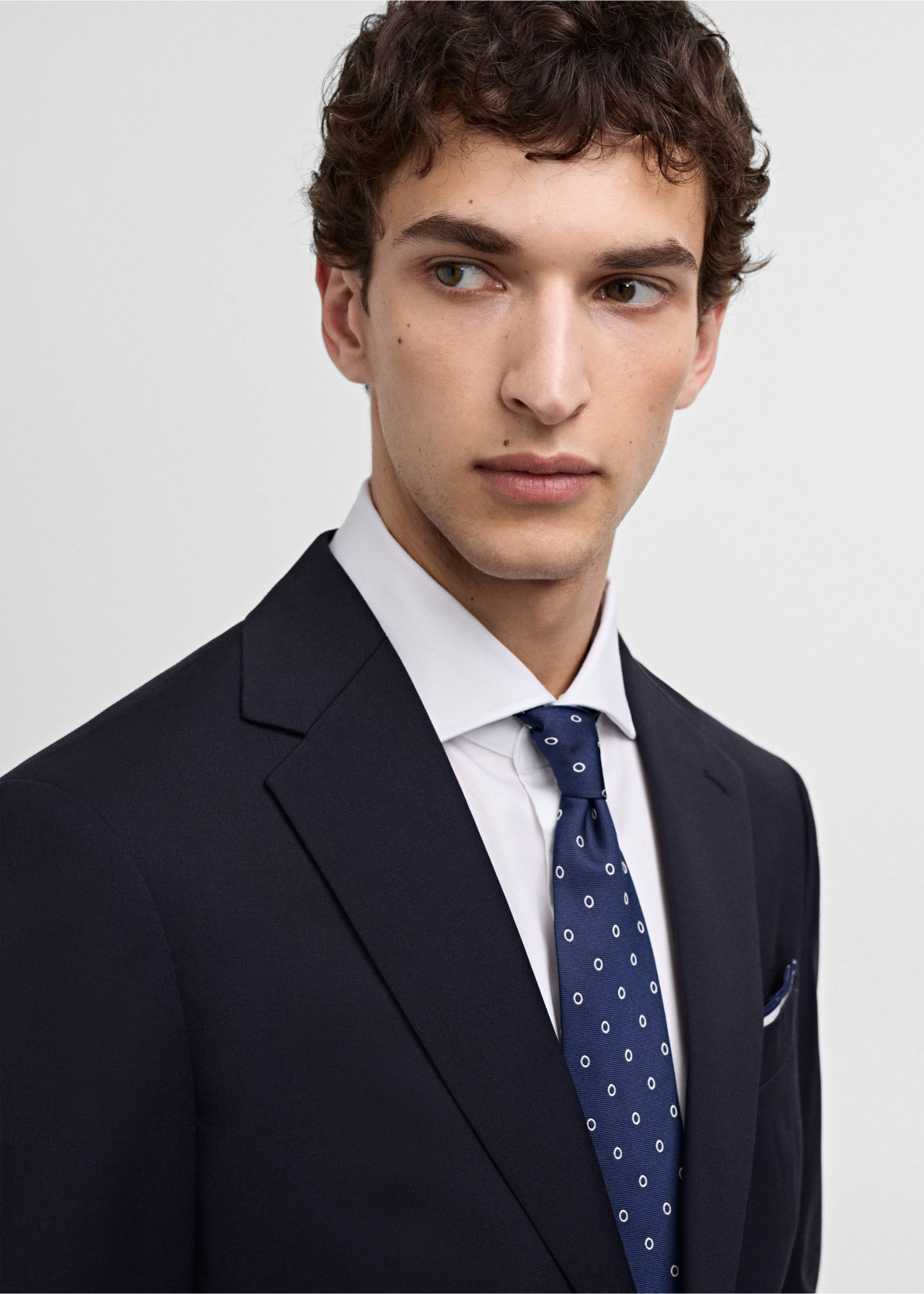 Slim-Fit-Sakko aus 100 % Schurwolle - Detail des Artikels 1, Dunkles Marineblau. Ref: 77010588-00.