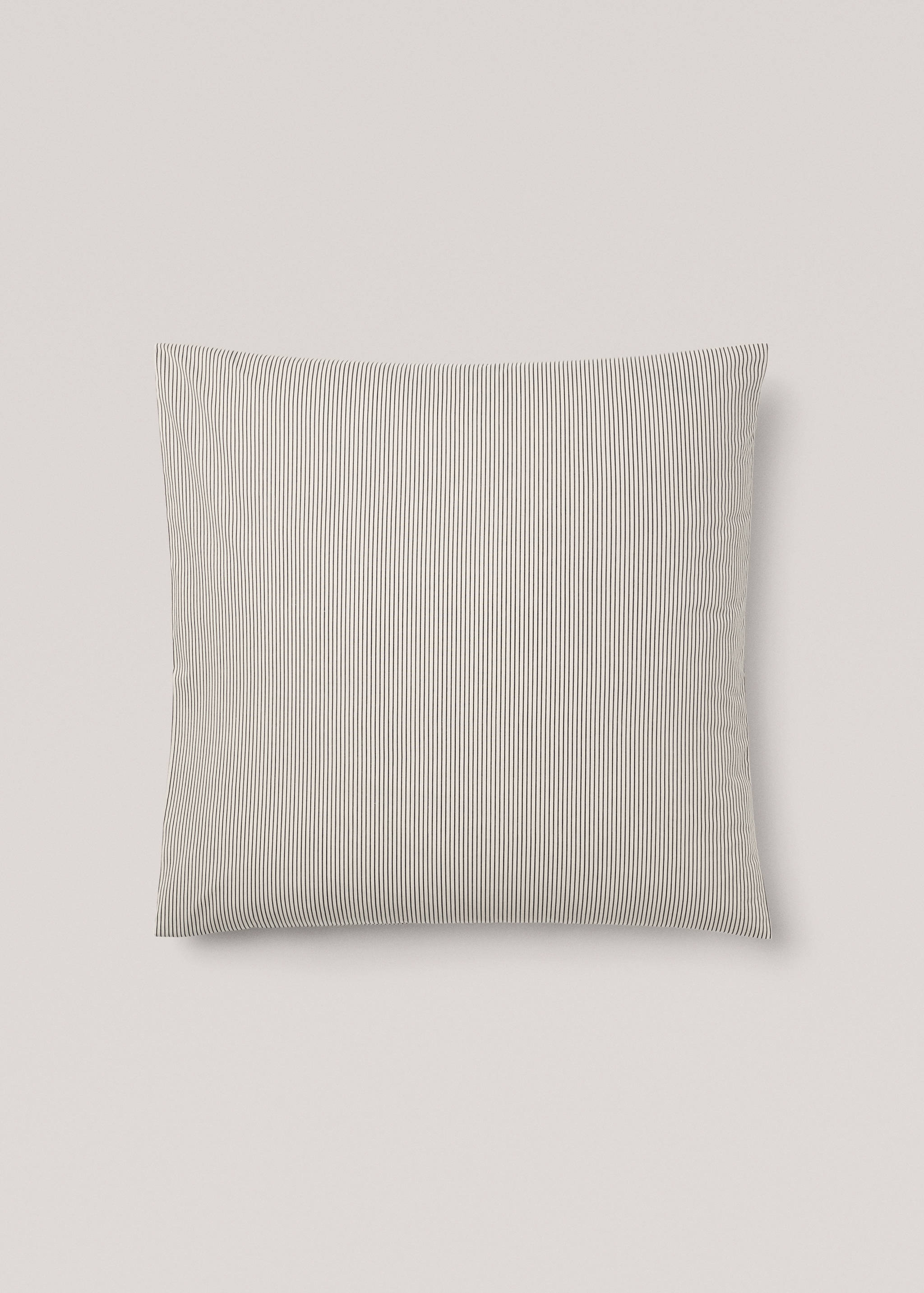 Multi-striped two-tone pillowcase 60x60 - Article without model