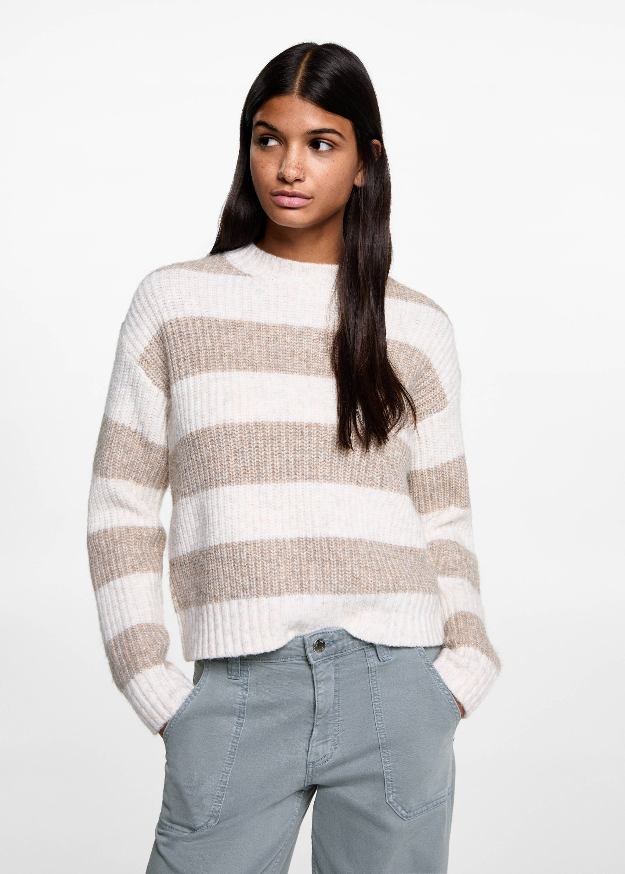 Pantalón culotte bolsillos - Plano medio