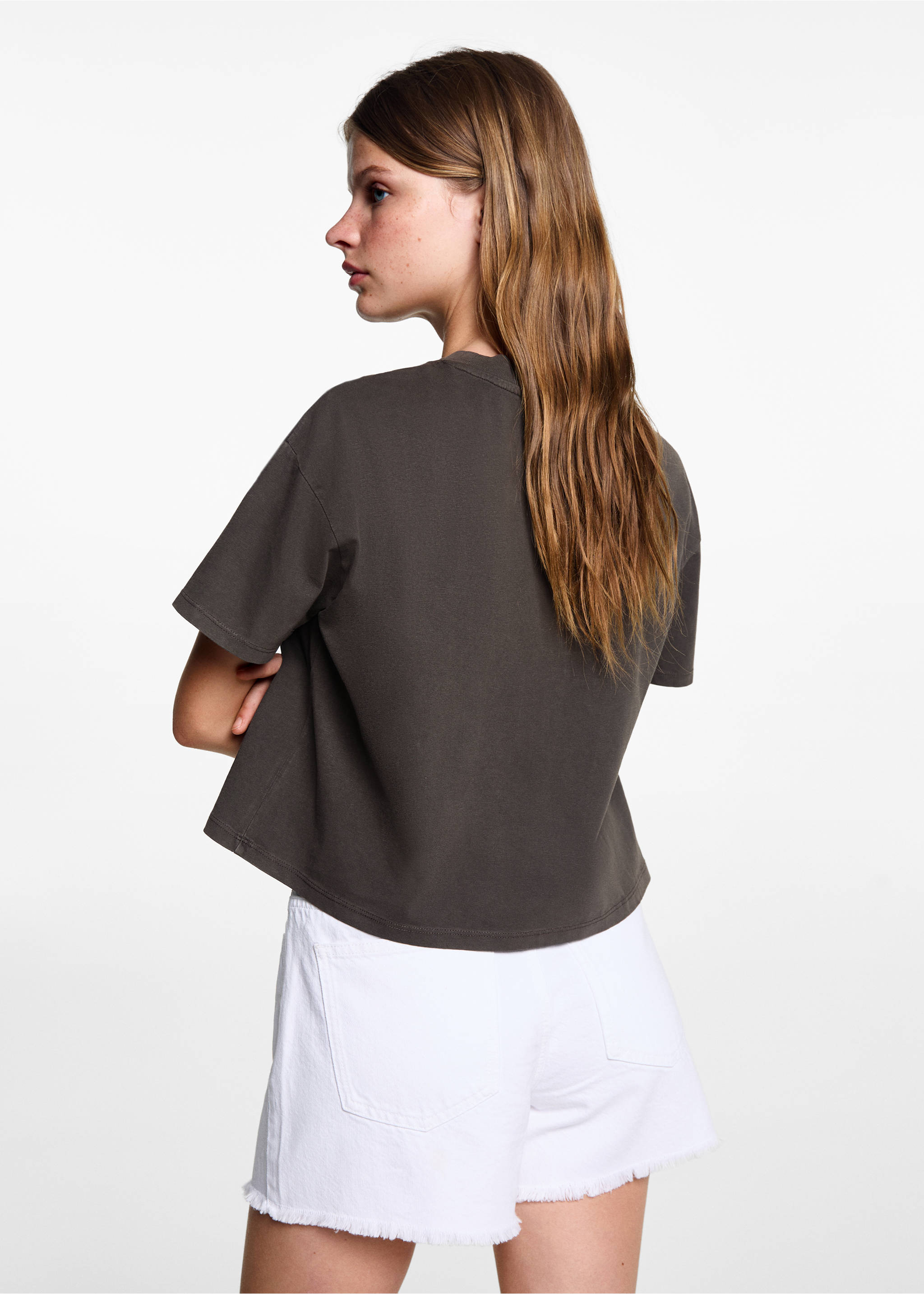 Kort t-shirt med tryck - Artikelns baksida, Kol. Ref: 77010619-00.