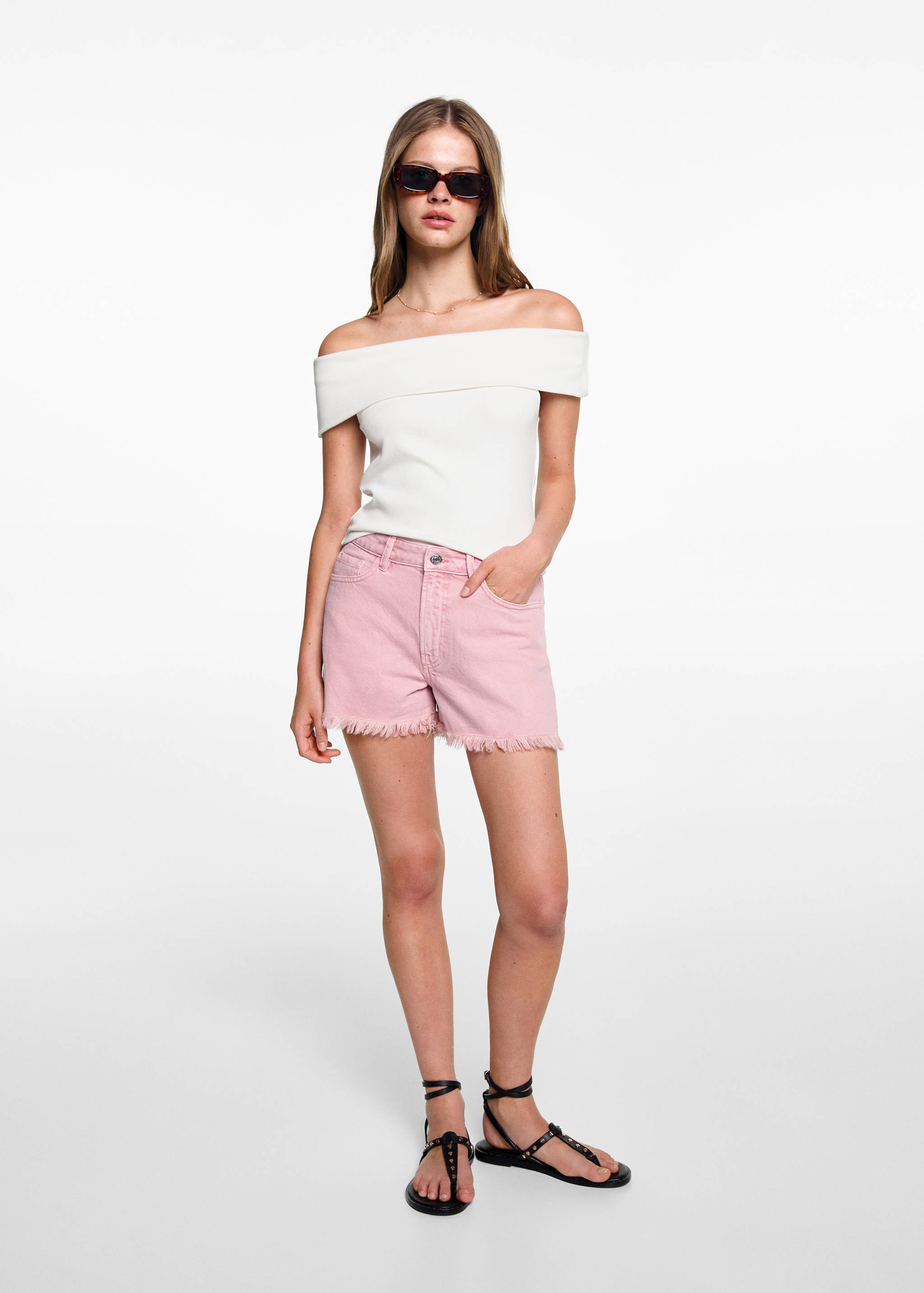 Geripptes schulterfreies Top - Allgemeine Ansicht