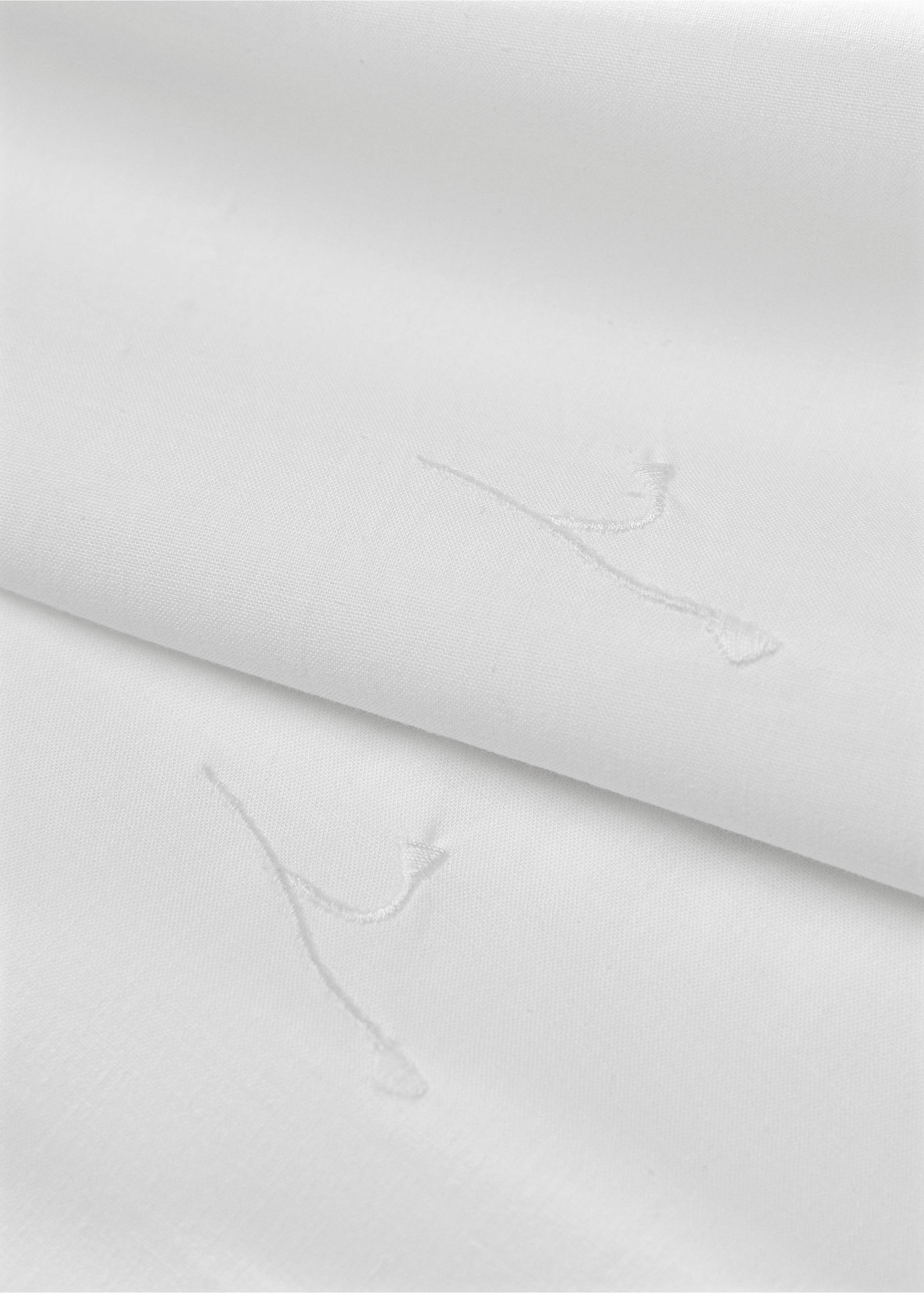 Floral embroidered cotton pillowcase 50x75cm - Details of the article 1, White. Ref: 77010621-00.