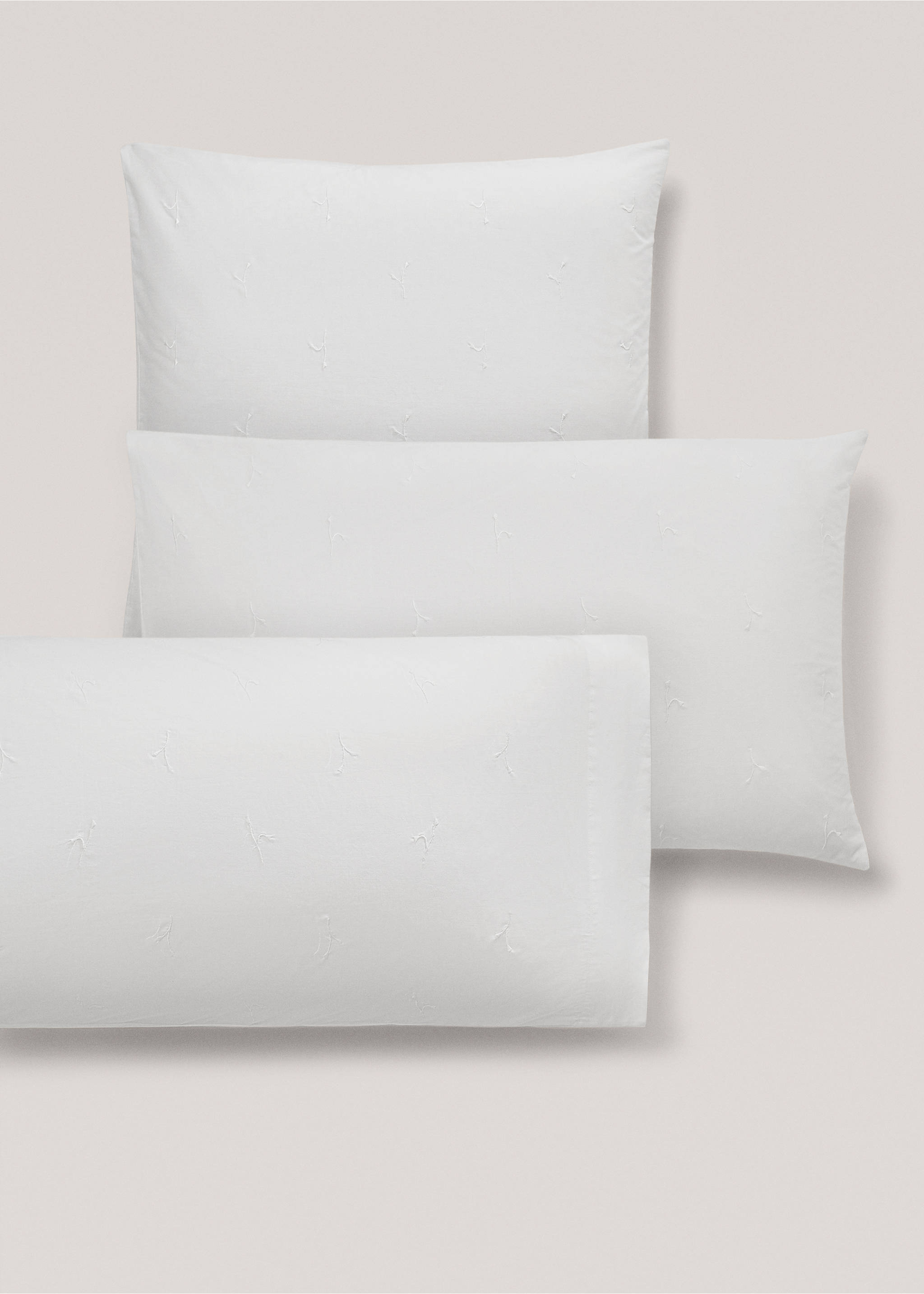 Floral embroidered cotton pillowcase 50x75cm - Details of the article 5, White. Ref: 77010621-00.