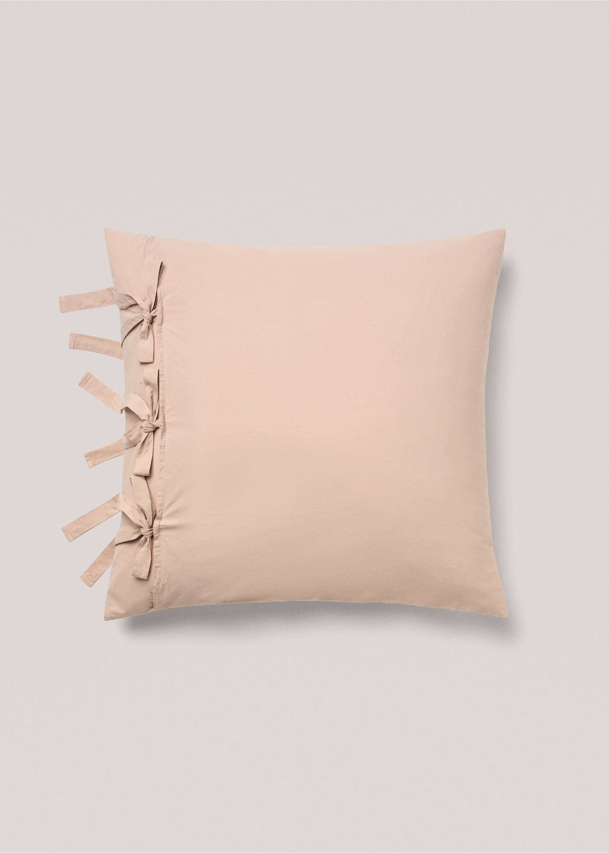Washed cotton pillowcase 60x60cm - Details of the article 1, Light Pink. Ref: 77010626-00.