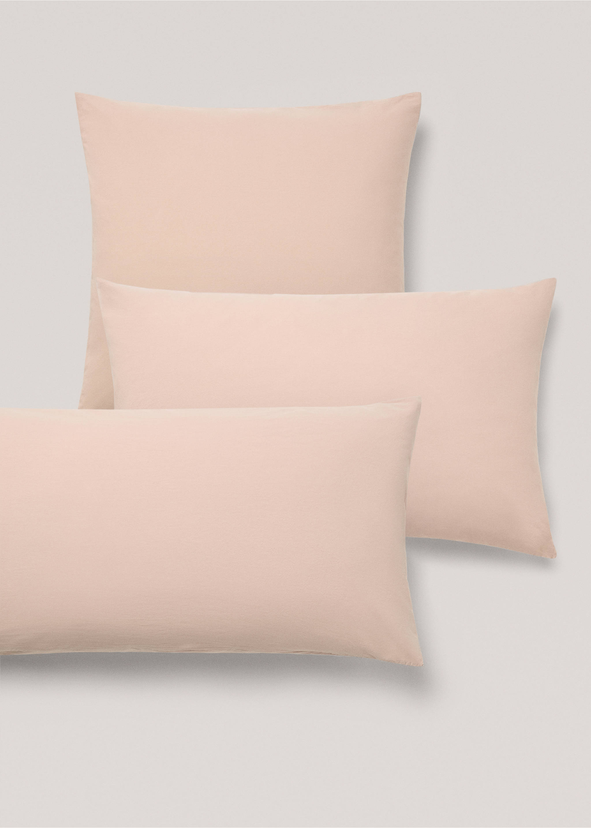 Washed cotton pillowcase 60x60cm - Details of the article 5, Light Pink. Ref: 77010626-00.