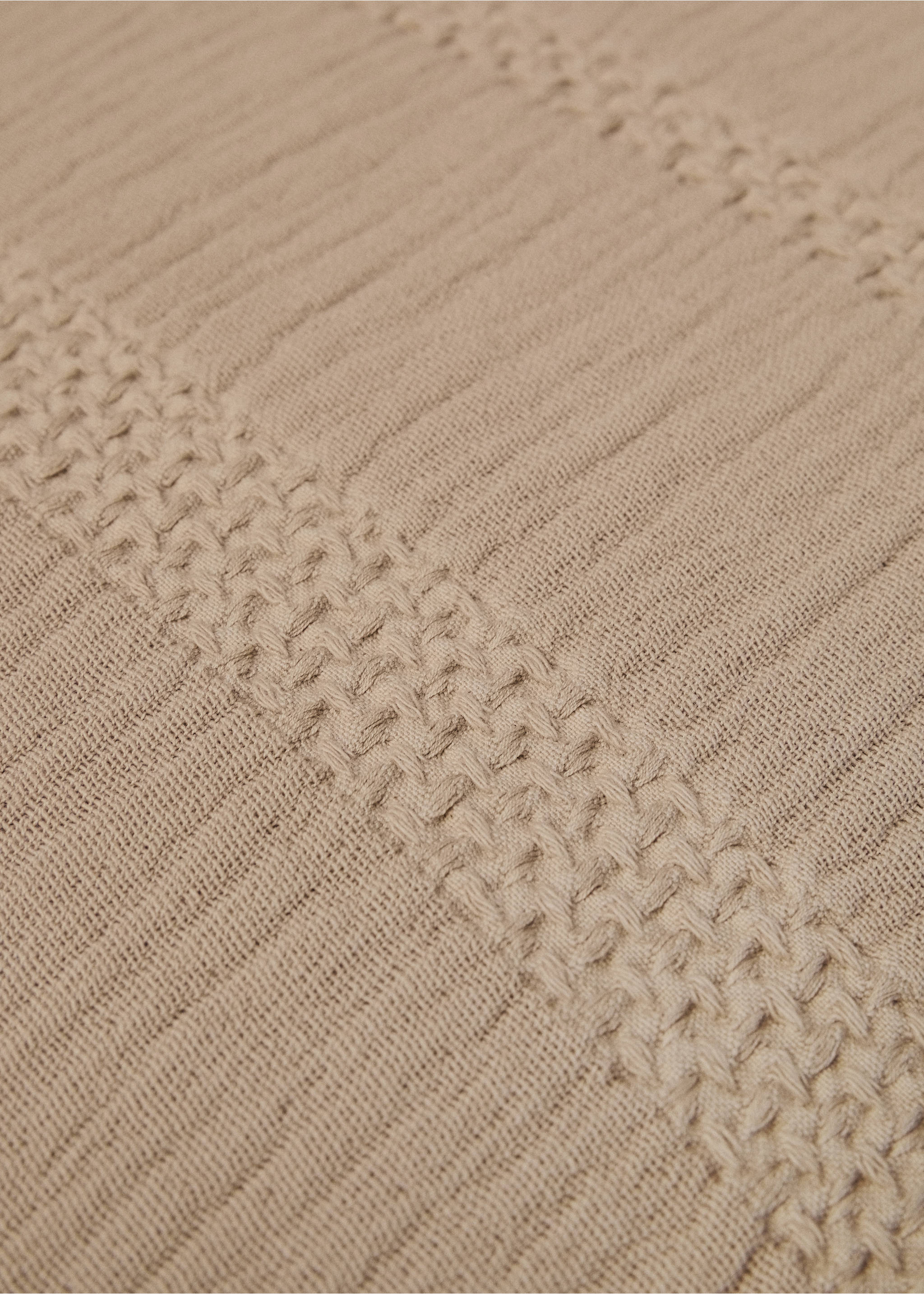 Textured cotton cushion cover - Details of the article 2, Medium Brown. Ref: 77010629-00.