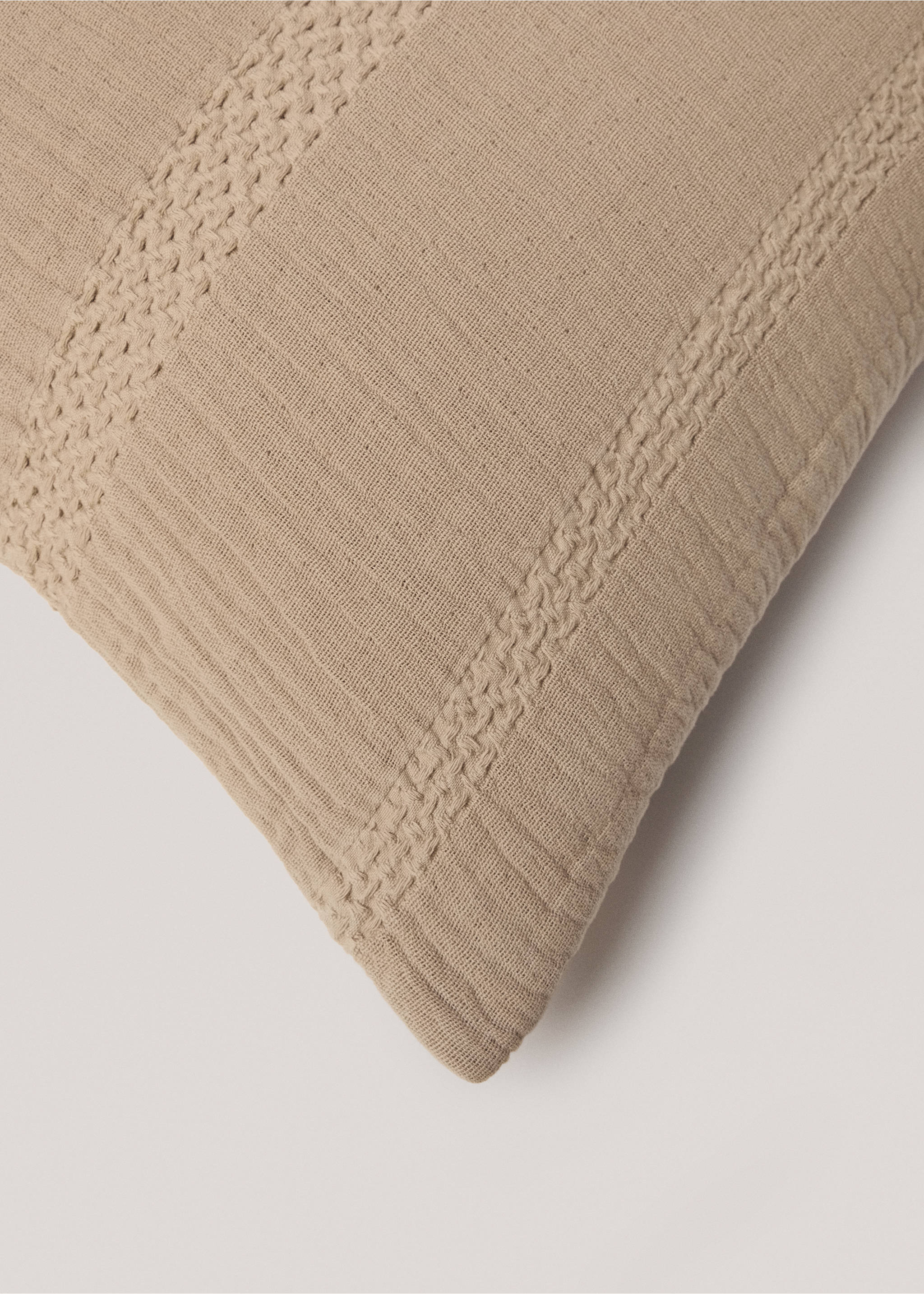Textured cotton cushion cover - Details of the article 3, Medium Brown. Ref: 77010629-00.