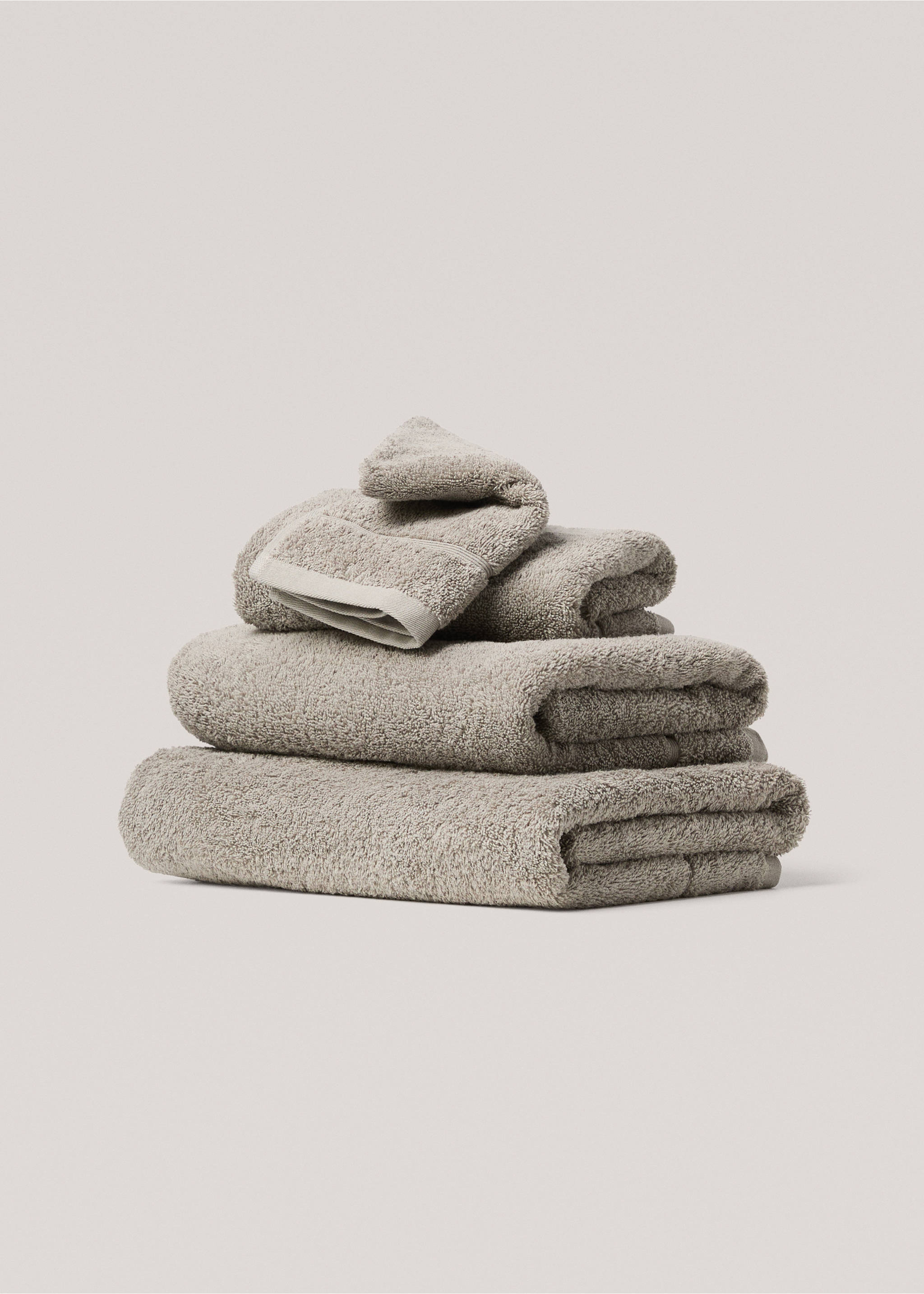 Cotton bath towel 90x150cm - Article without model, Medium Grey. Ref: 77010639-00.