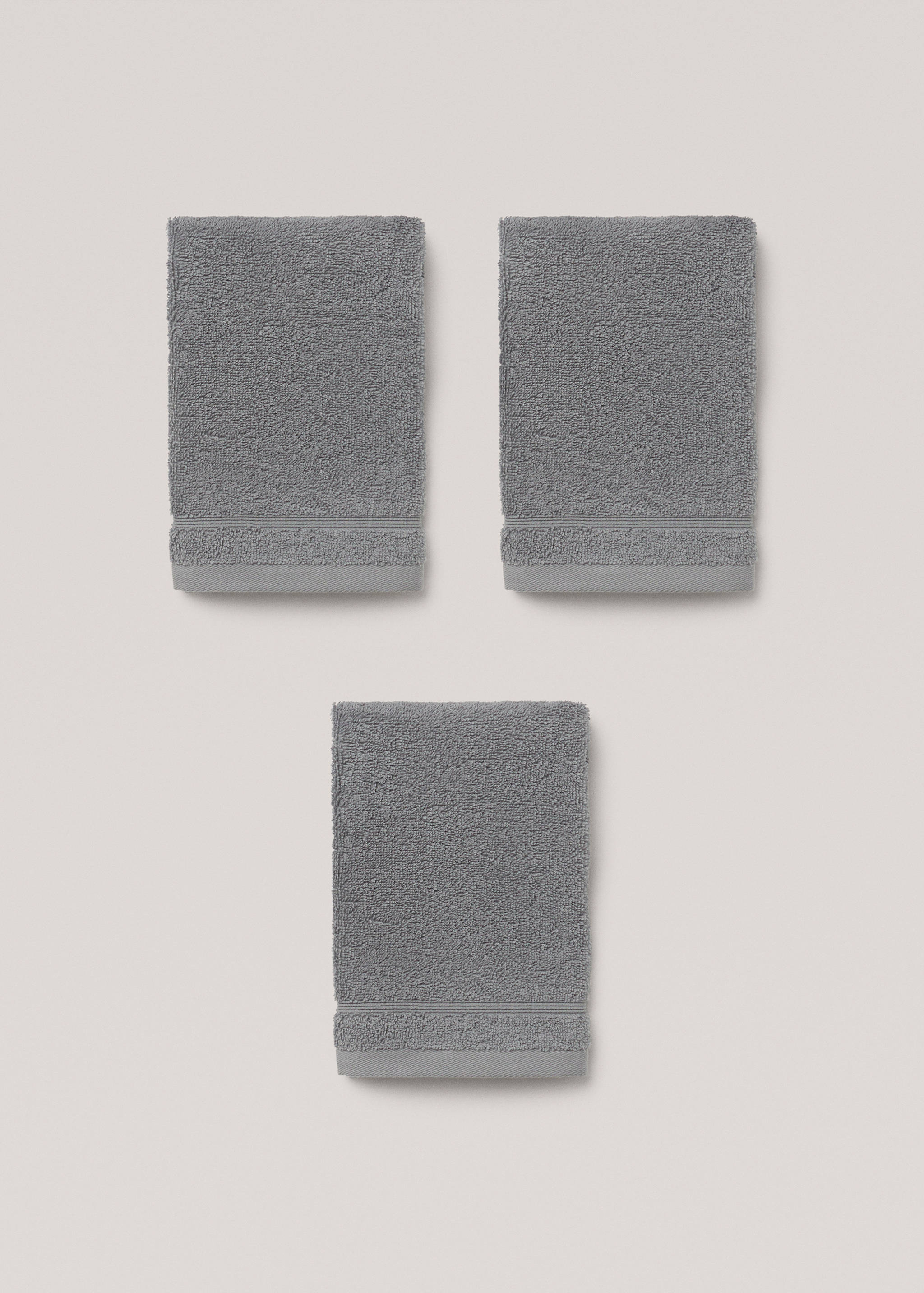 Plain cotton towel - Article without model