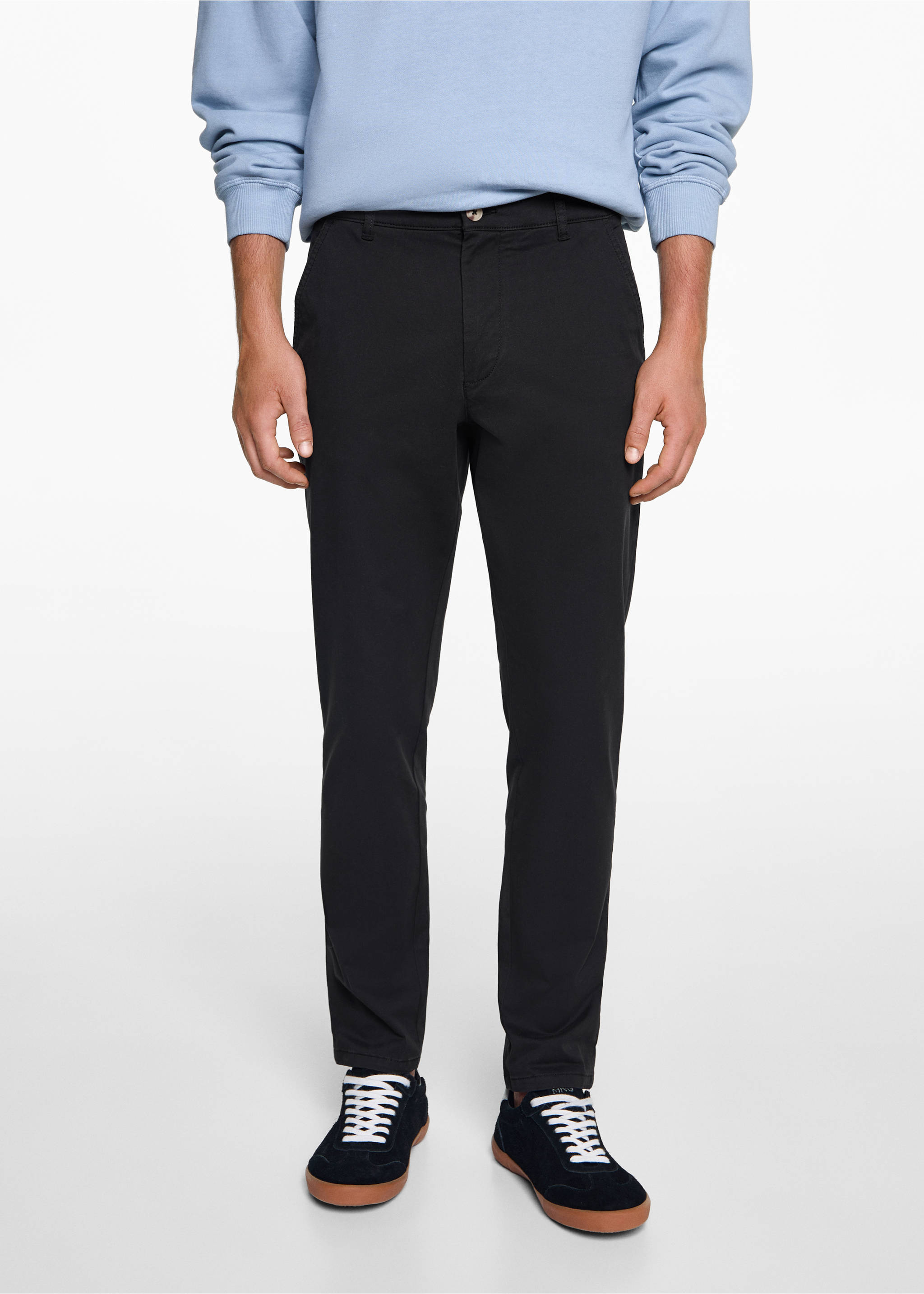 Bawełniane spodnie chinos - Szczegóły artykułu 6, Czarny. Ref: 77011510-00.