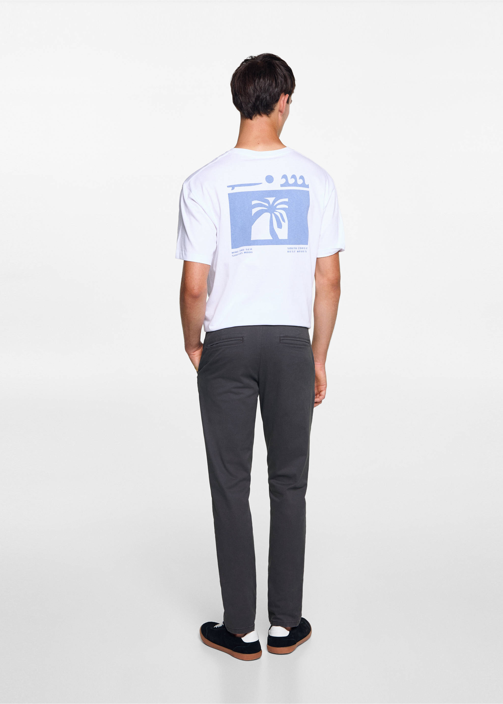 Cotton chinos - Reverse of the article, Charcoal. Ref: 77011511-00.